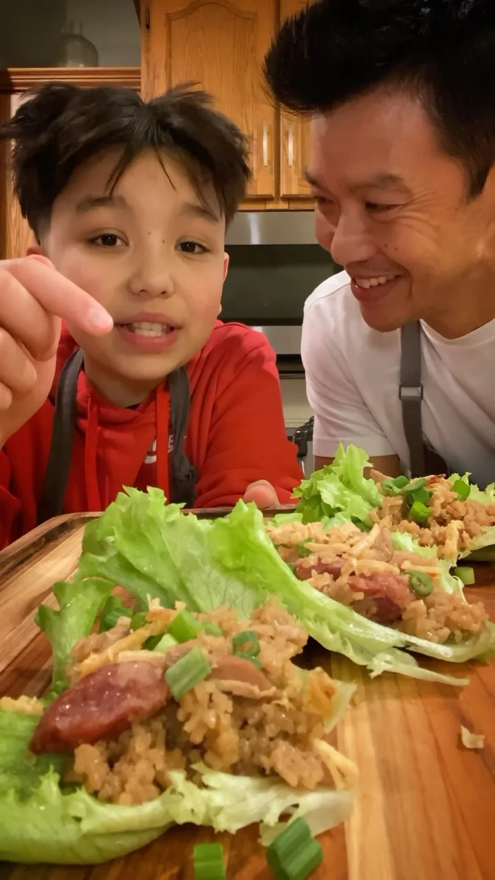 claypot-chicken-lettuce-wraps