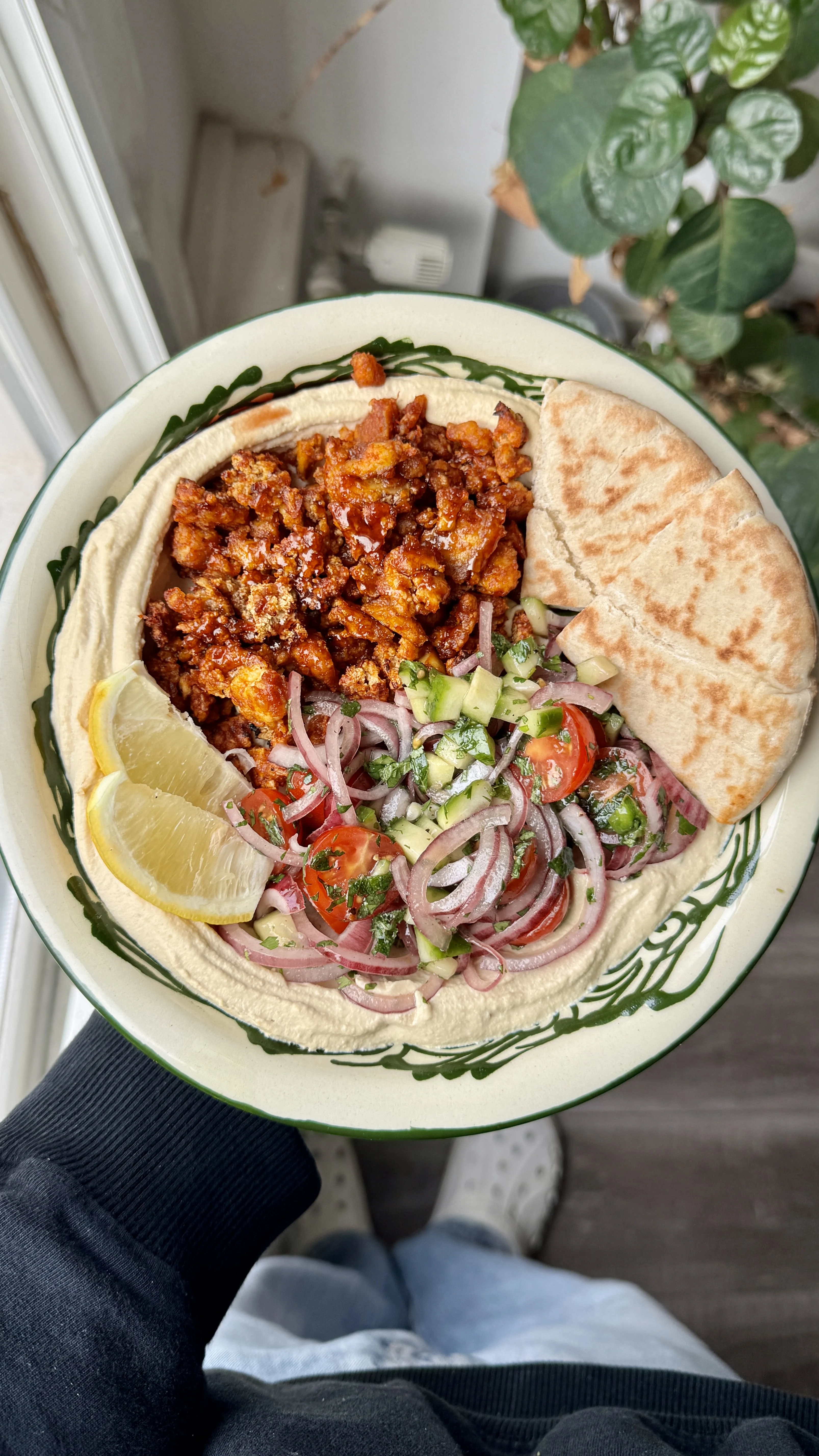 harissa-tofu-hummus-bowl