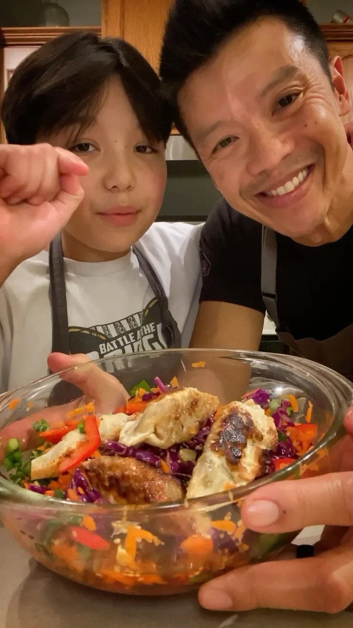crispy-dumpling-salad