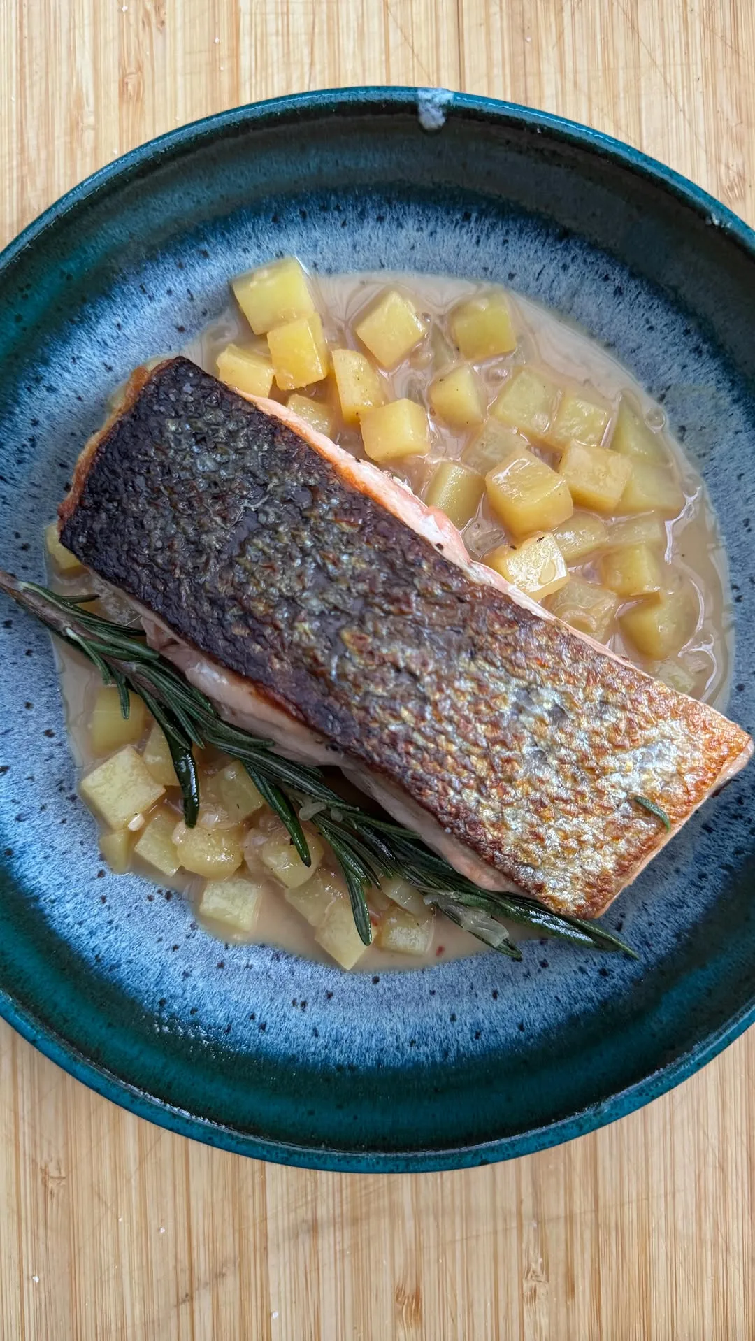 one-pan-salmon-and-potatoes