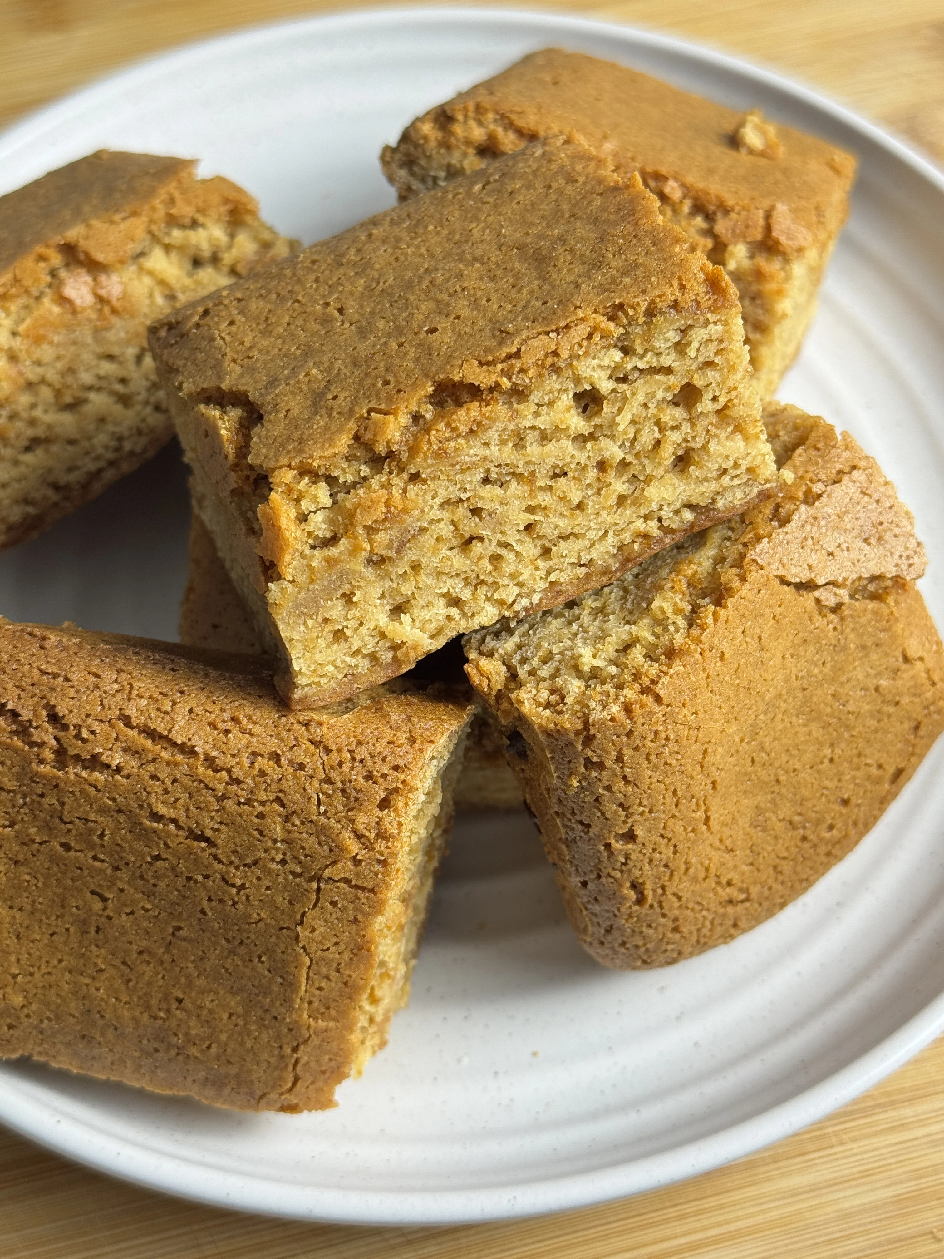 venezuelan-cane-sugar-blondies-or-cortado