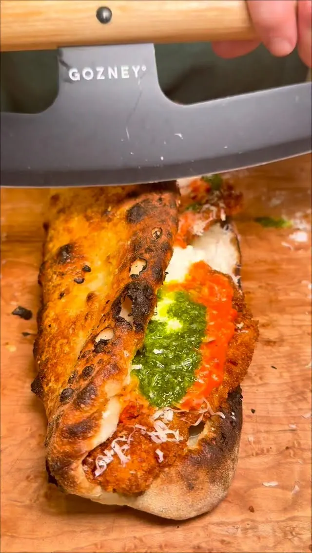 chicken-cutlet-alla-vodka-on-pizza-dough