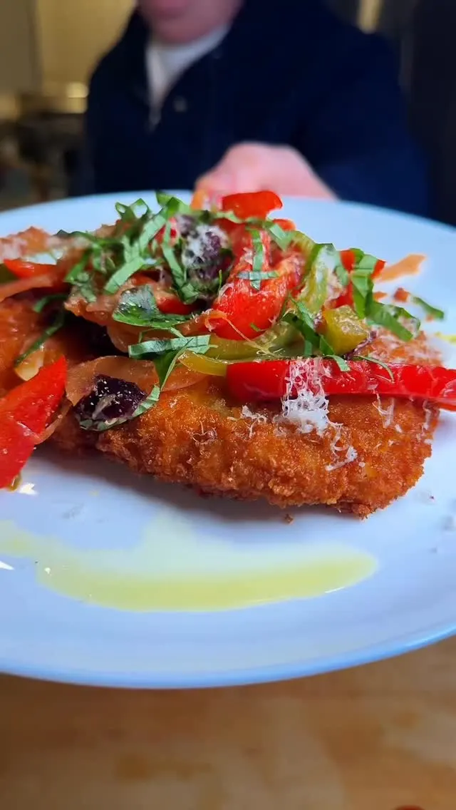 chicken-cutlets-with-tomato-olive-sauce