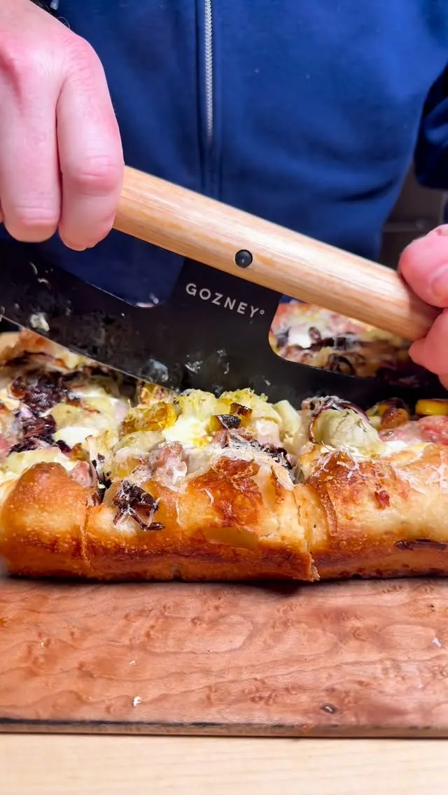 focaccia-pizza-with-roasted-leeks-radicchio-artichokes-sausage-and-mozzarella