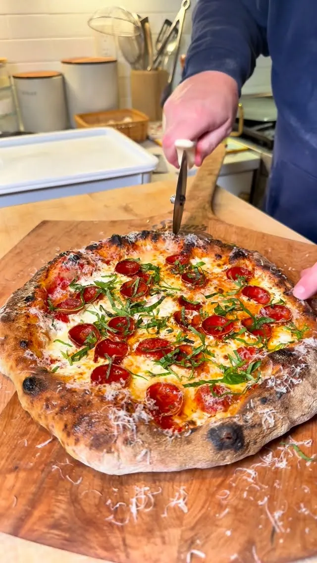 75percent-hydration-yeast-pizza-dough