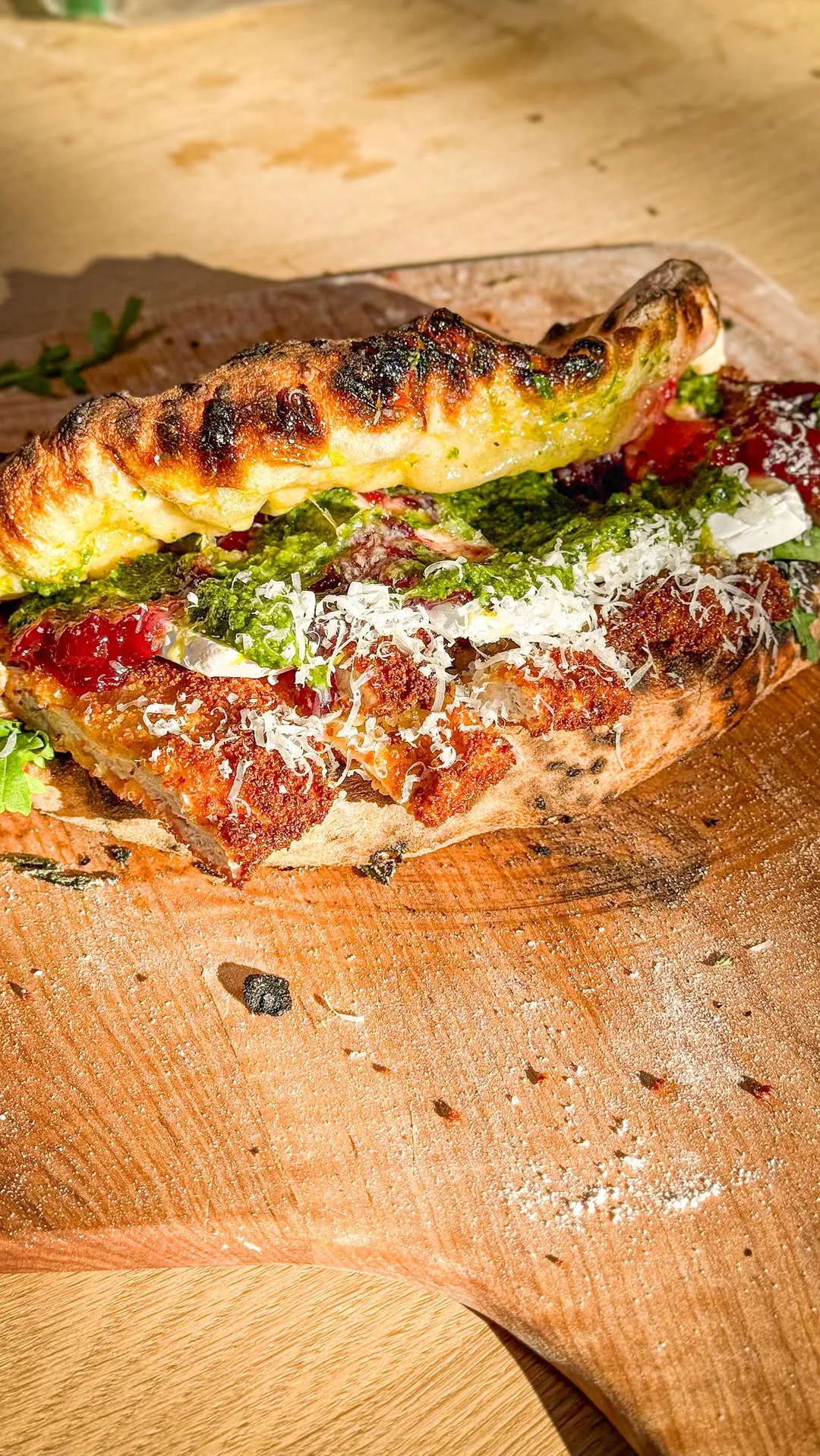 crispy-chicken-pizza-sandwich