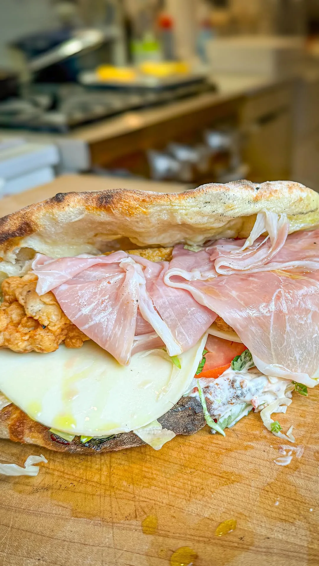 fried-chicken-pizza-sandwich