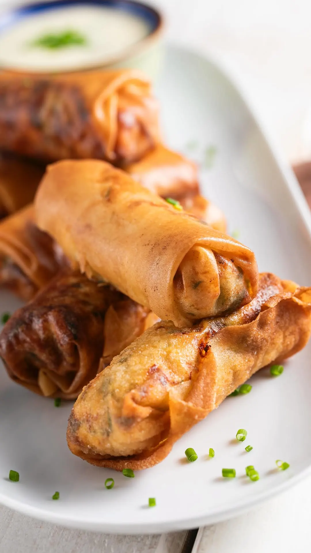 buffalo-chicken-eggrolls-with-gorgonzola-cream-sauce