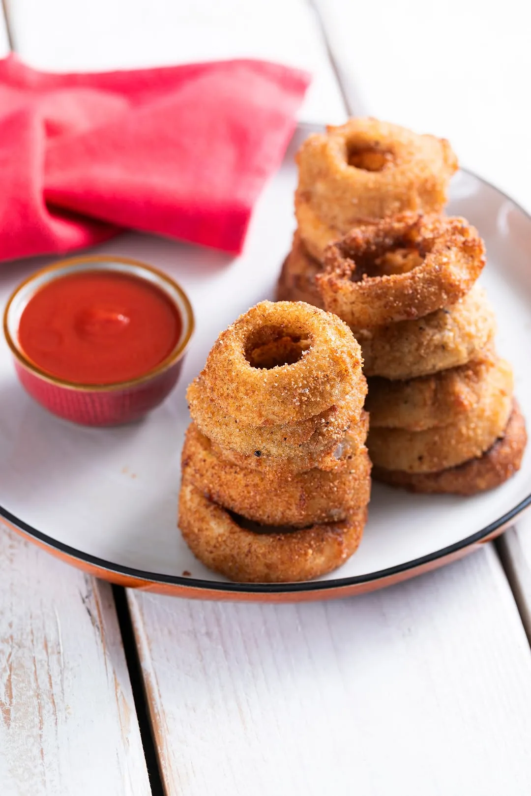 onion-rings-with-italian-sugo