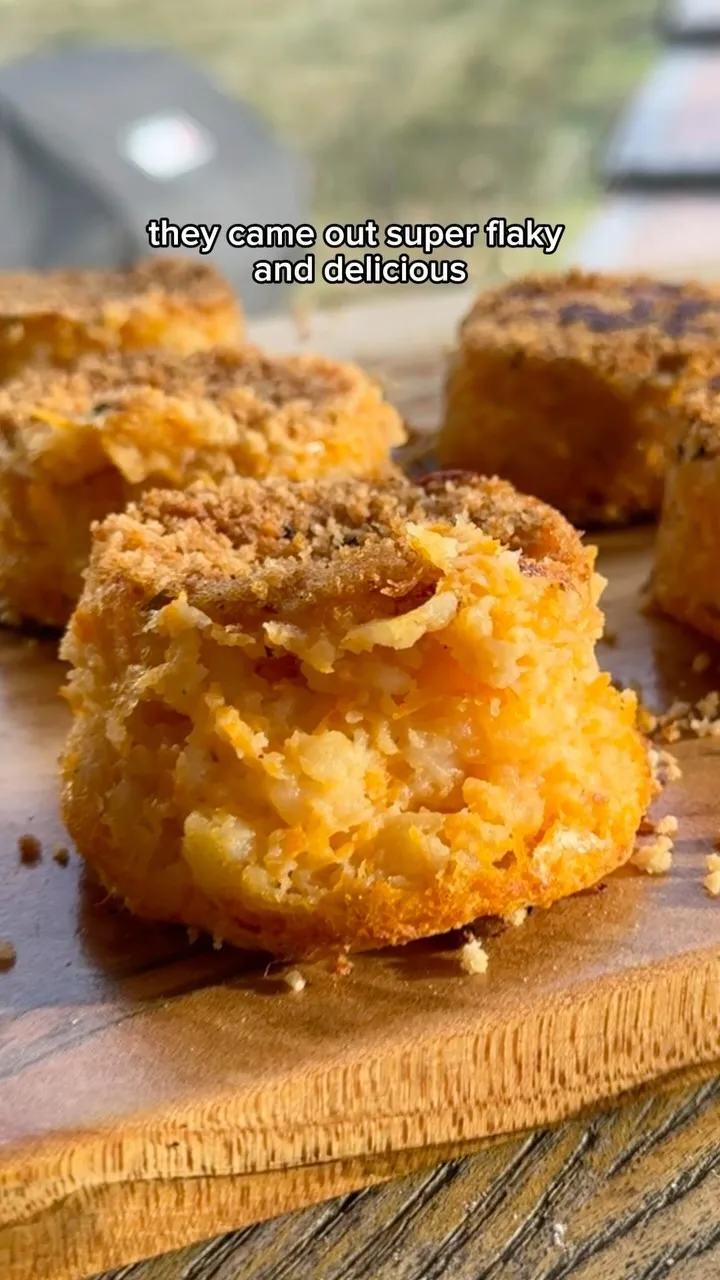 pumpkin-and-potato-cheese-stuffed-cakes