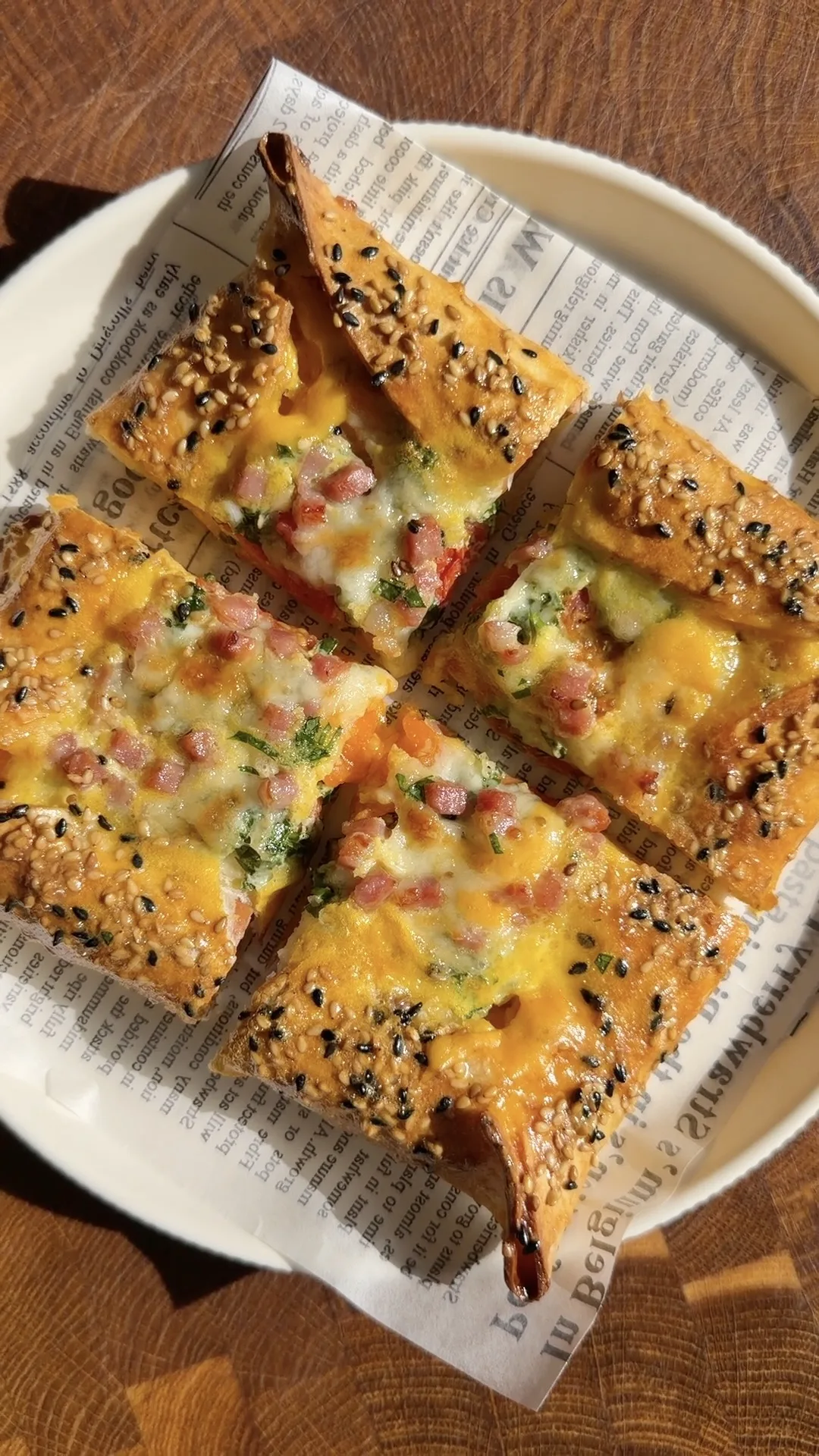crispy-tortilla-pizza