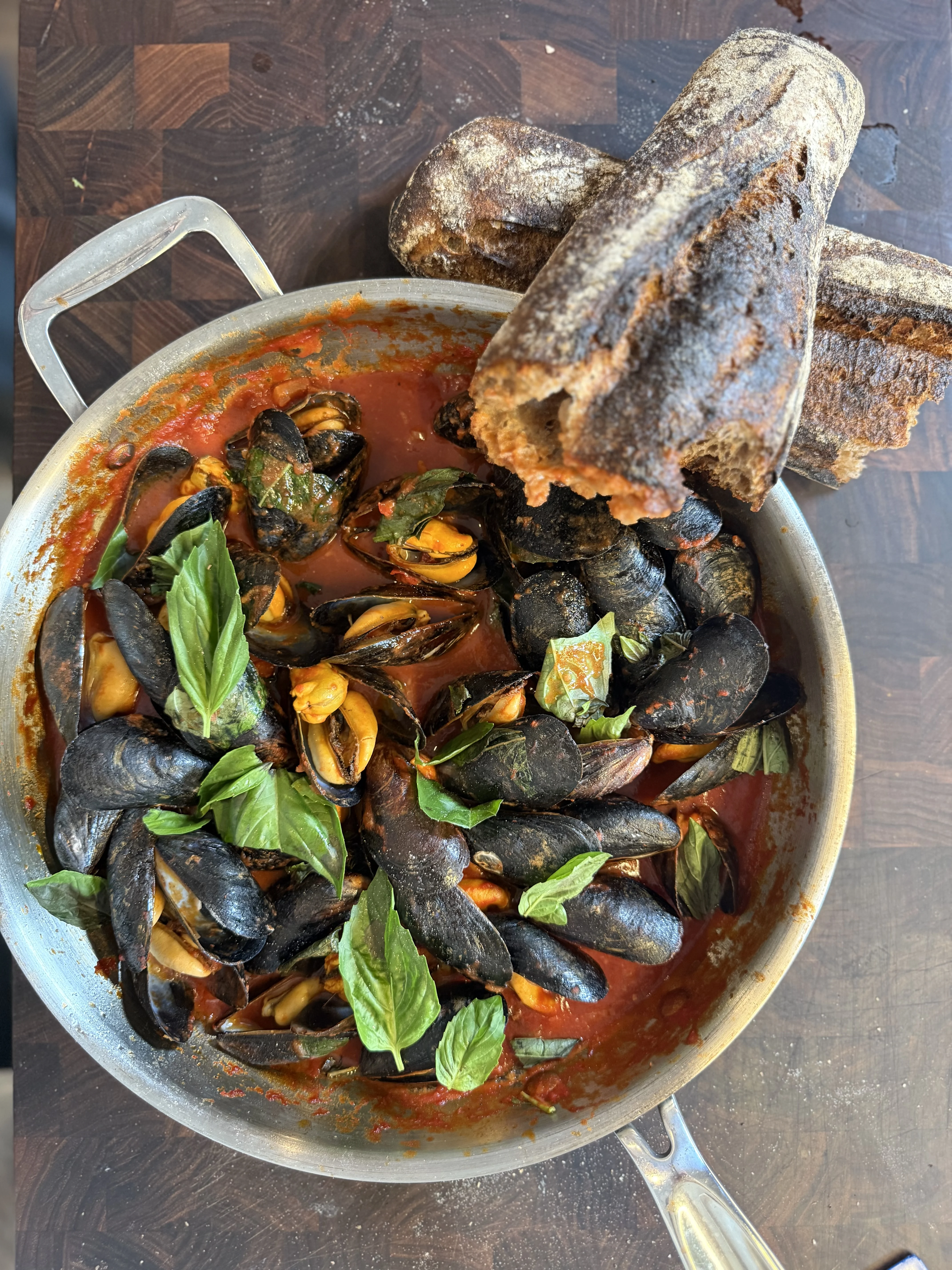 mussels-fra-diavolo