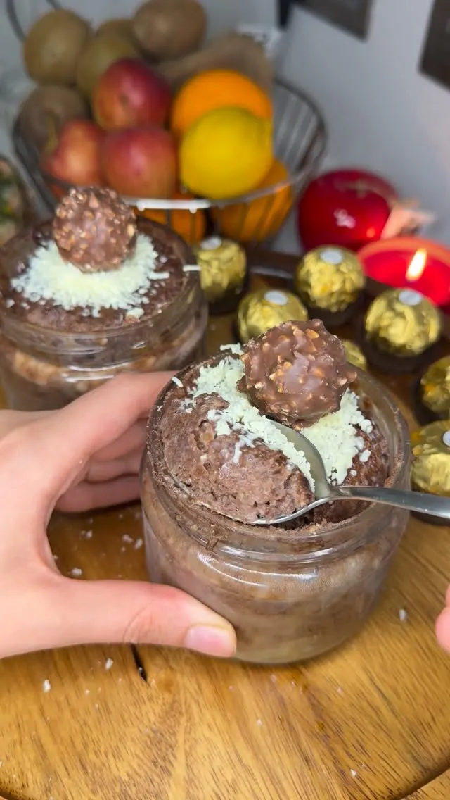 moist-cake-in-a-jar