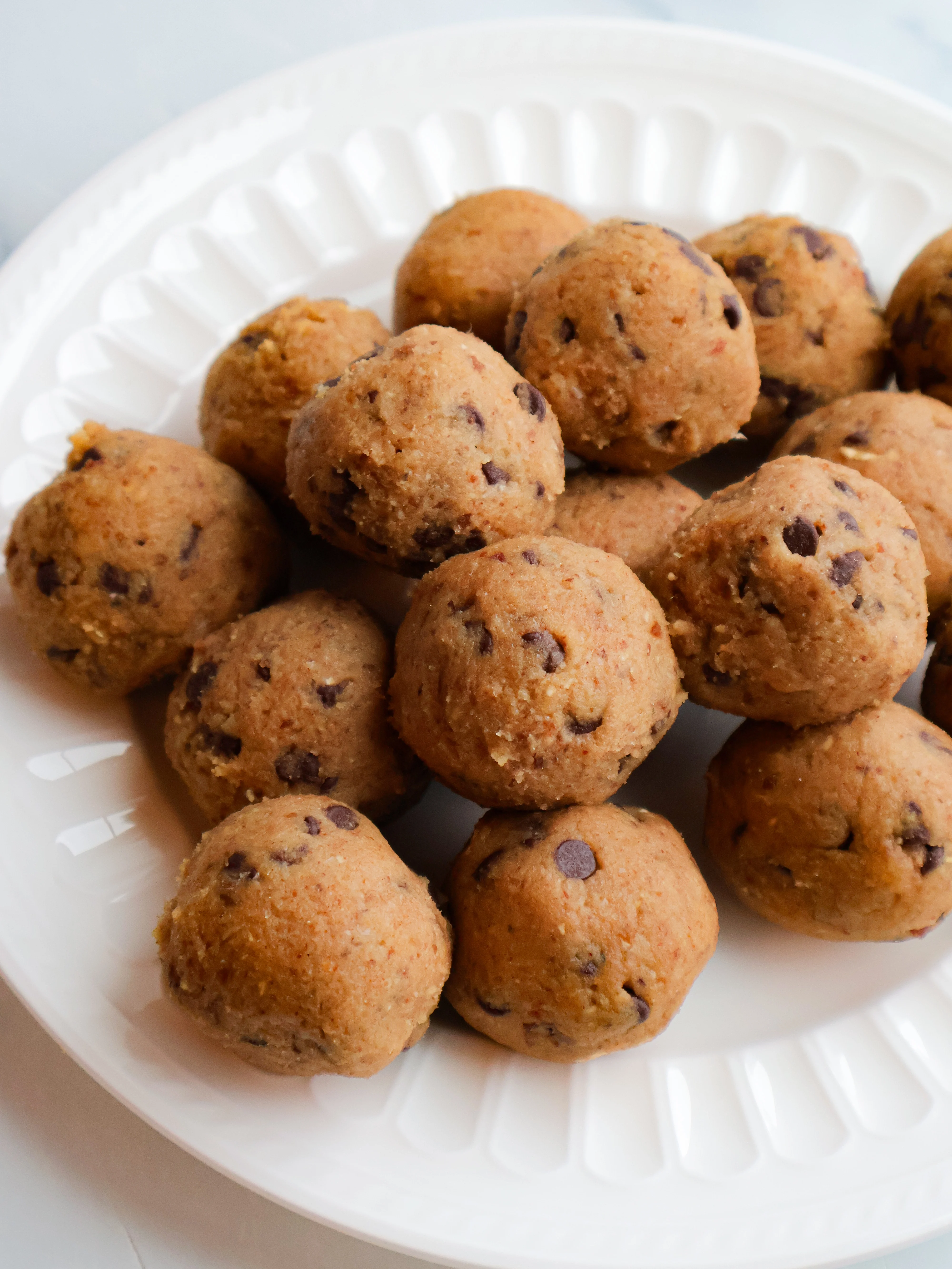 chickpea-cookie-dough-bites