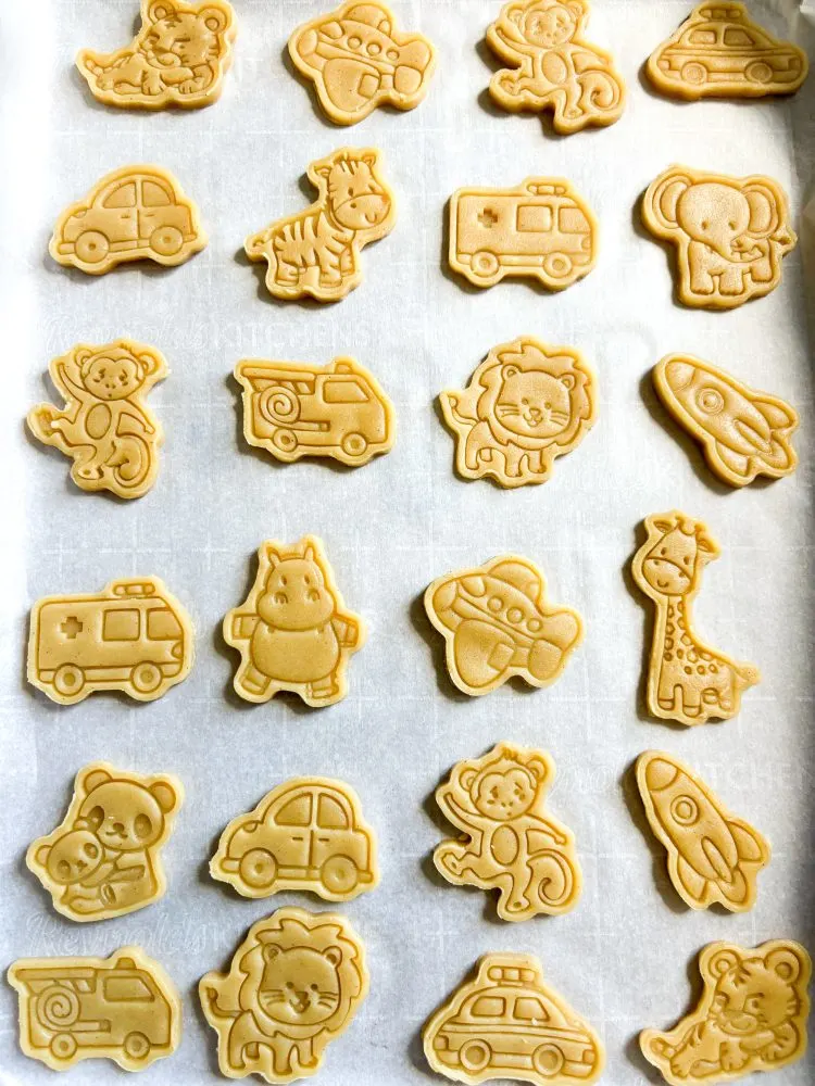 cinnamon-apple-animal-crackers