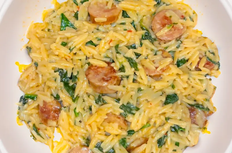 one-pot-sausage-and-spinach-orzo