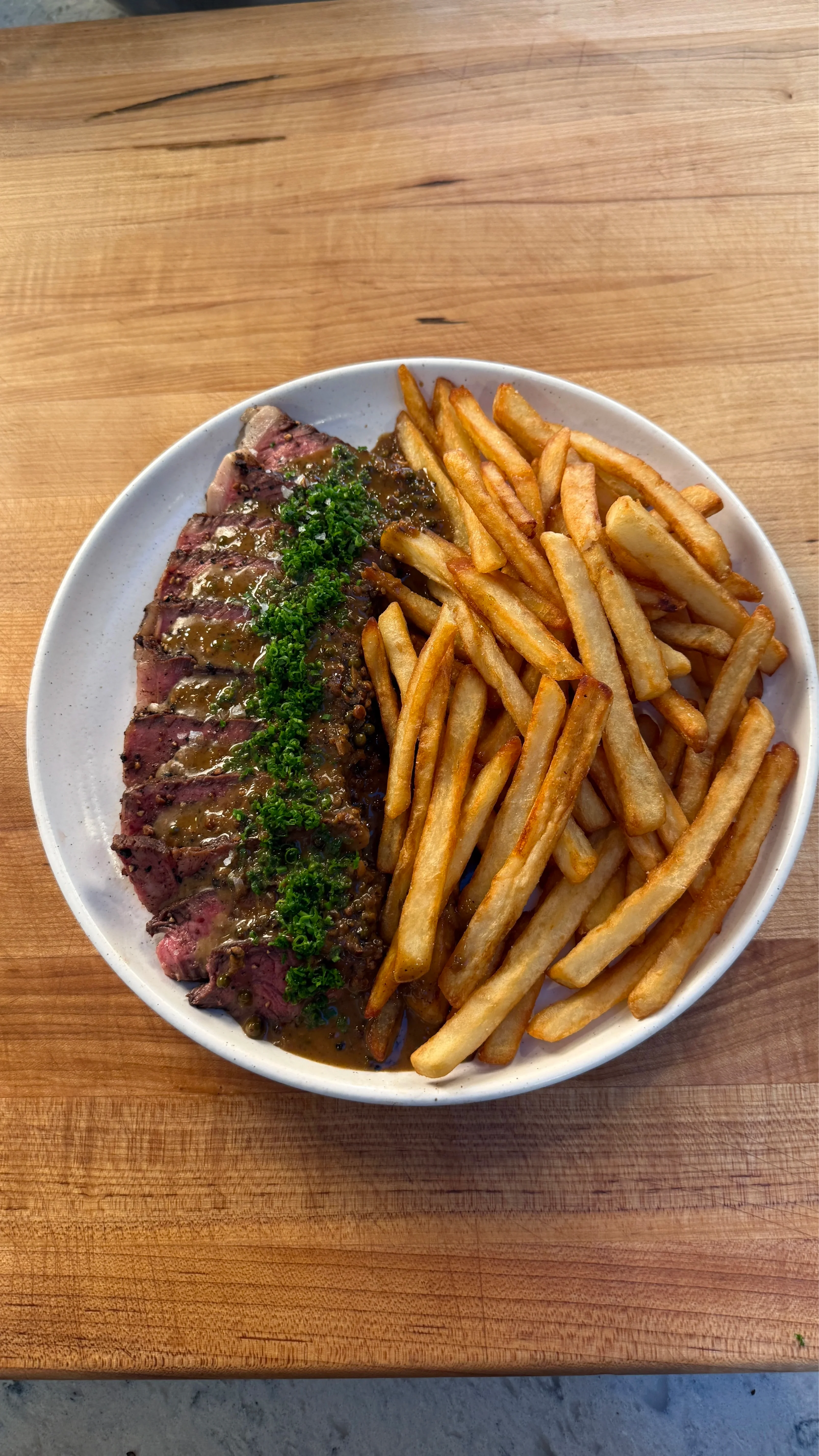 steak-frites-with-peppercorn-sauce