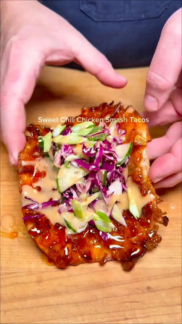 crispy-sweet-chili-smash-chicken-tacos