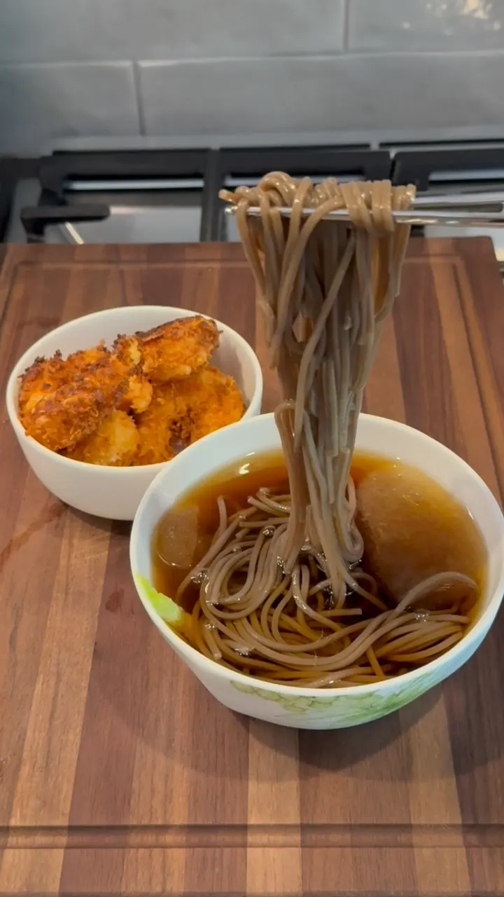cold-soba-noodles-with-fried-shrimp