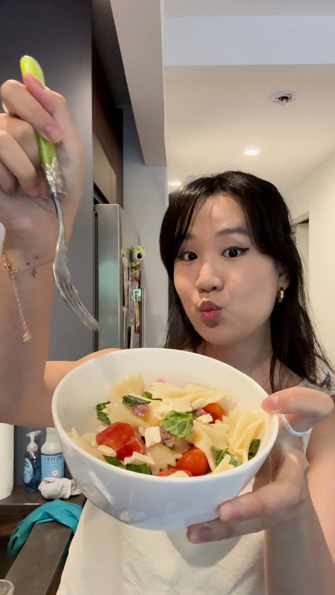 refreshing-summer-bow-tie-pasta-salad