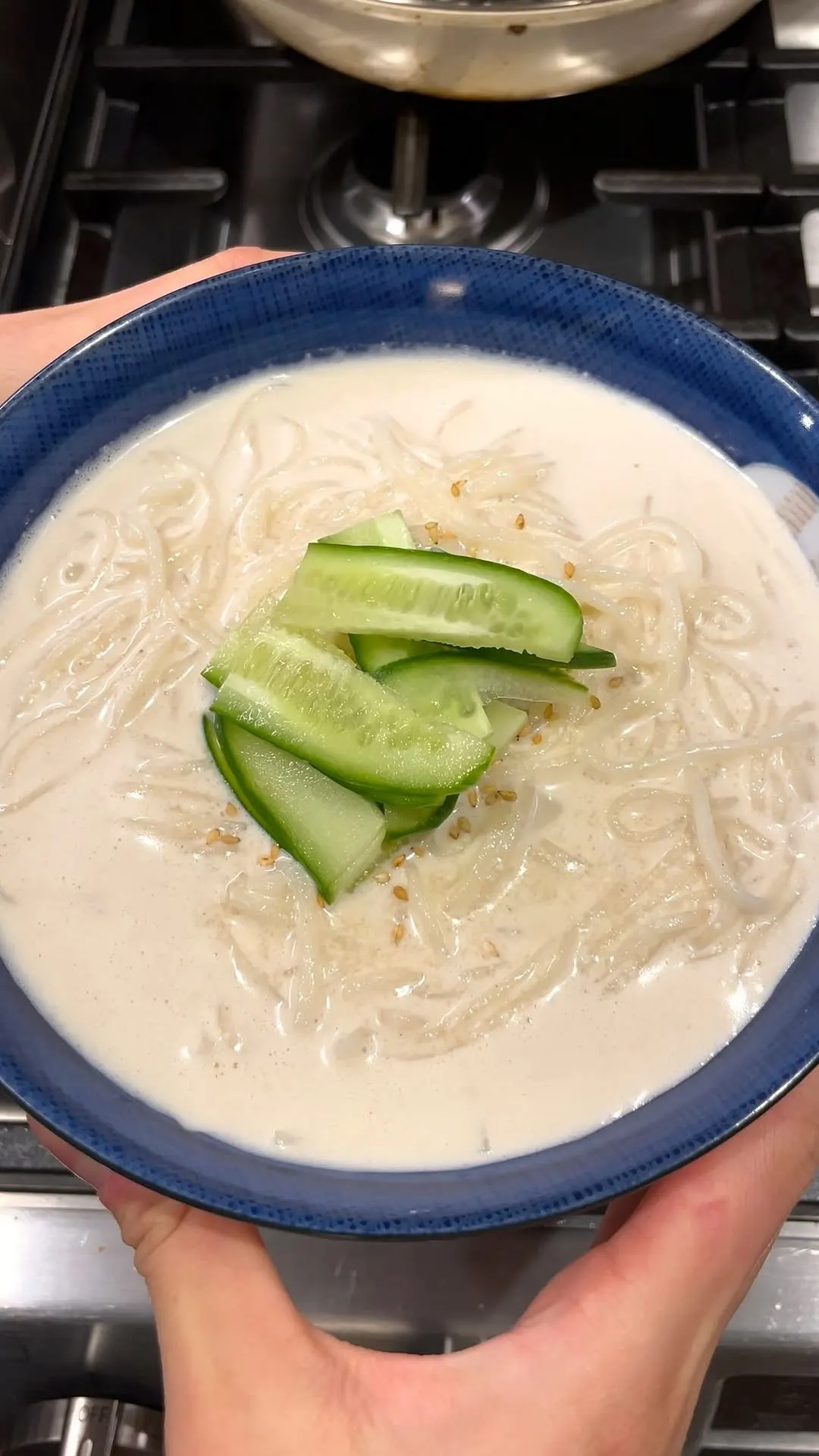 kong-guksu-(bean-noodle-soup)