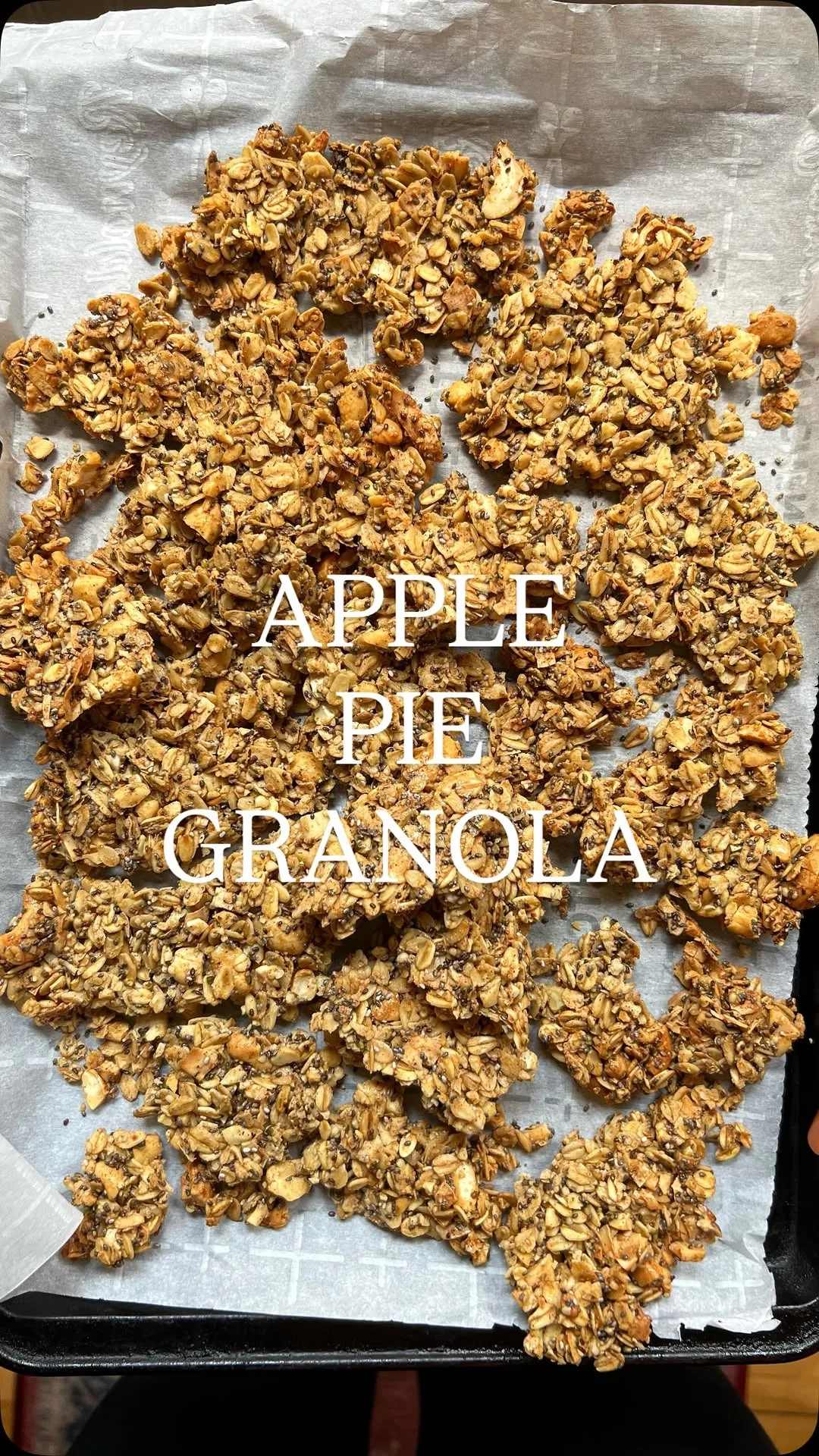 apple-pie-granola