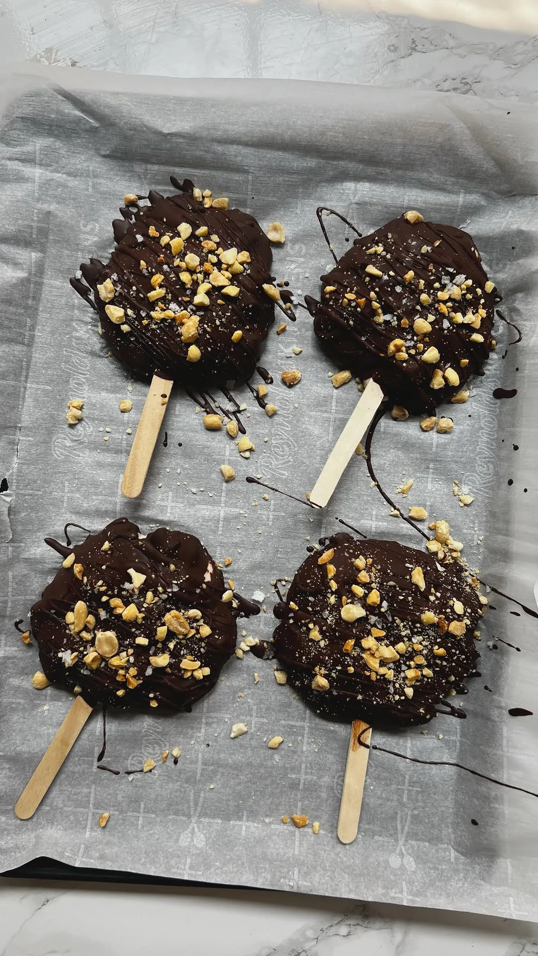 chunky-monkey-yogurt-pops