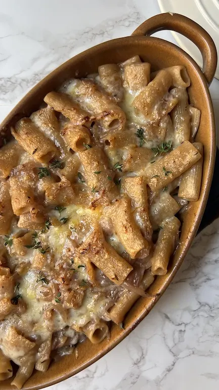 creamy-french-onion-pasta