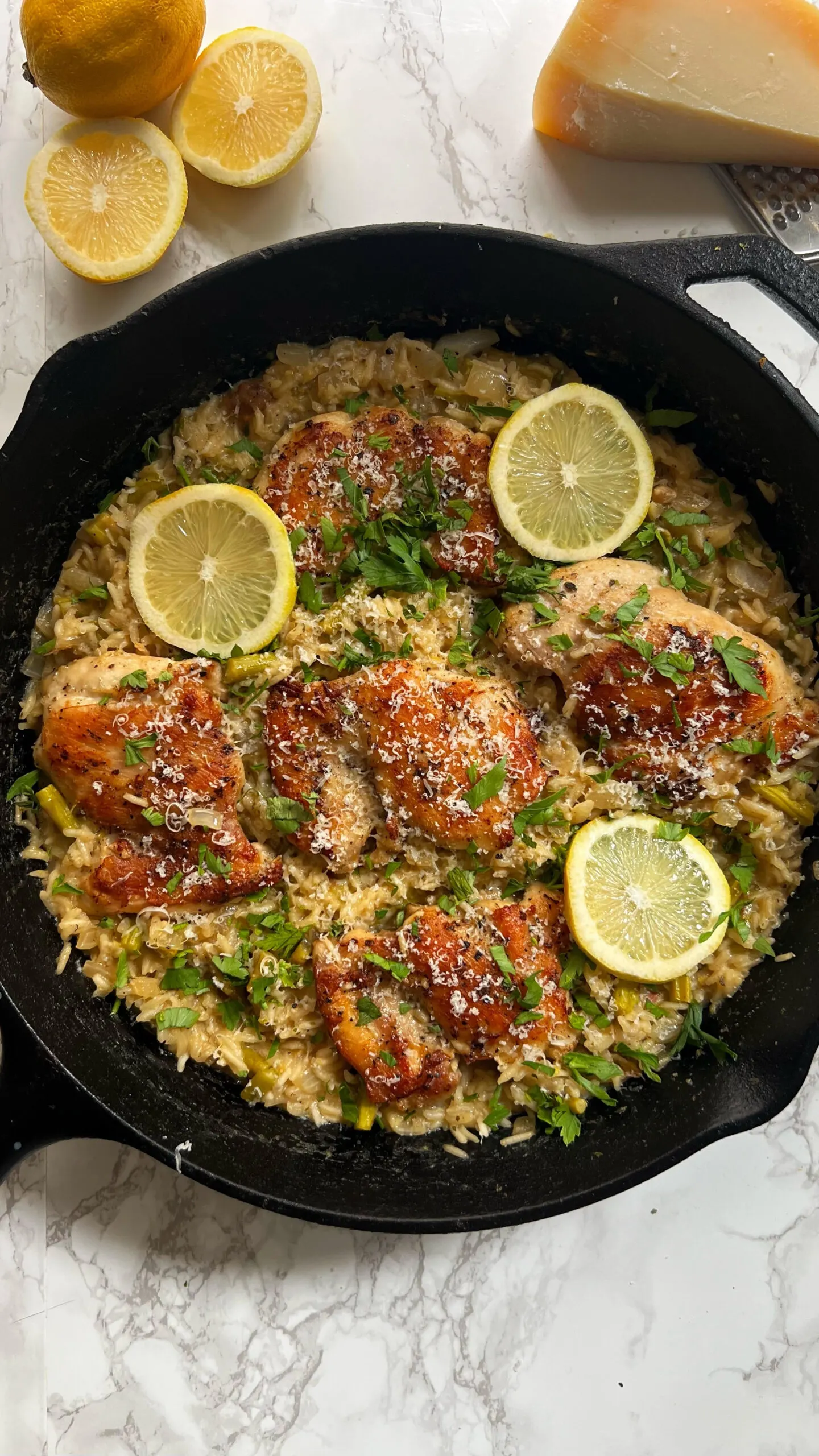 one-pan-herbed-lemon-asparagus-chicken