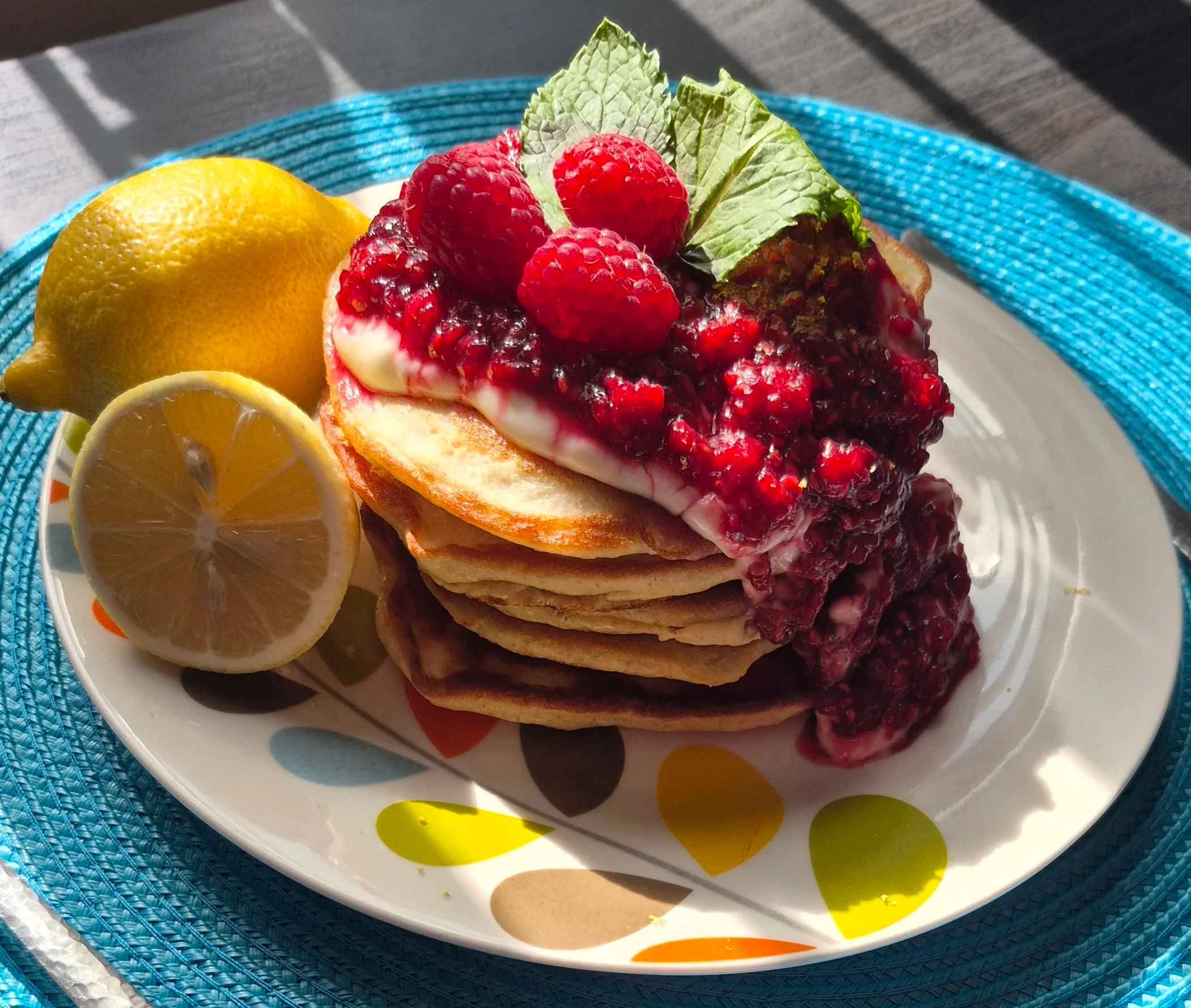 high-protein-lemon-pancakes