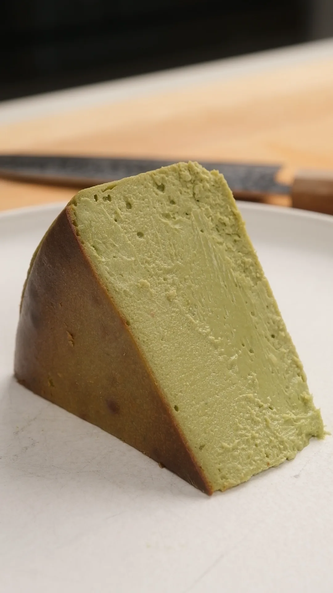 matcha-basque-burnt-cheesecake