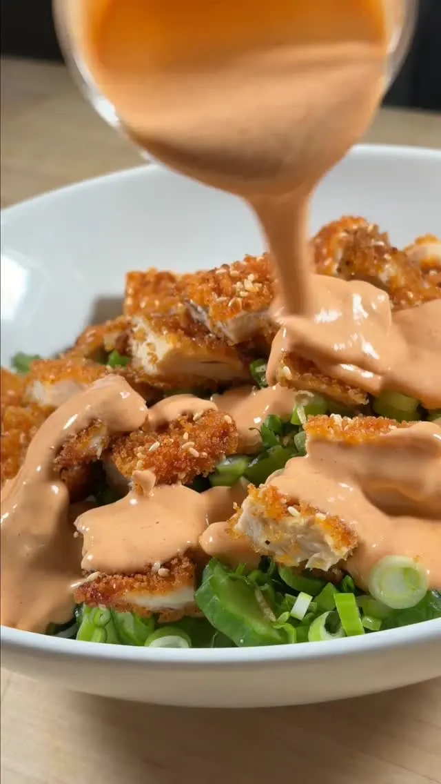 schnitzel-poke-bowl