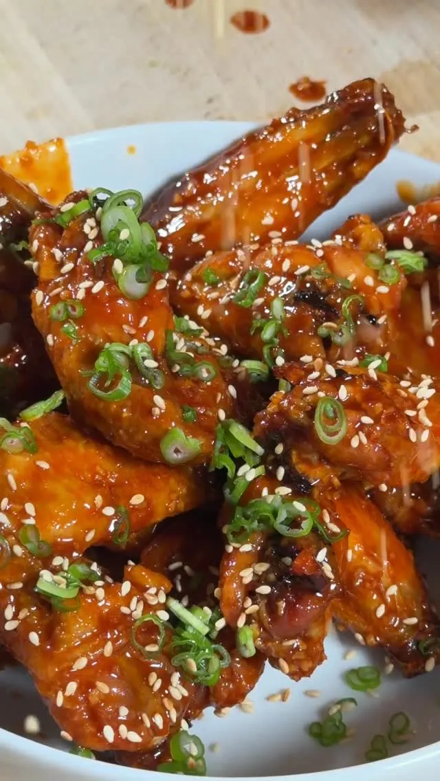 crispy-glazed-chicken-wings