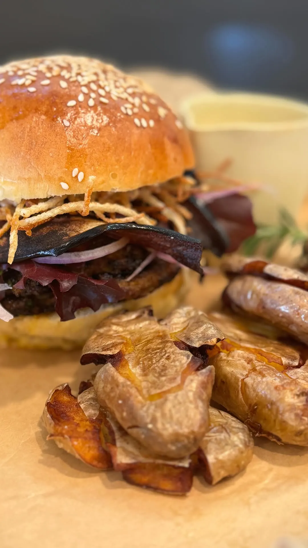 arayes-beef-burger-with-smoked-eggplant-thousand-island-sauce-(homemade-buns)