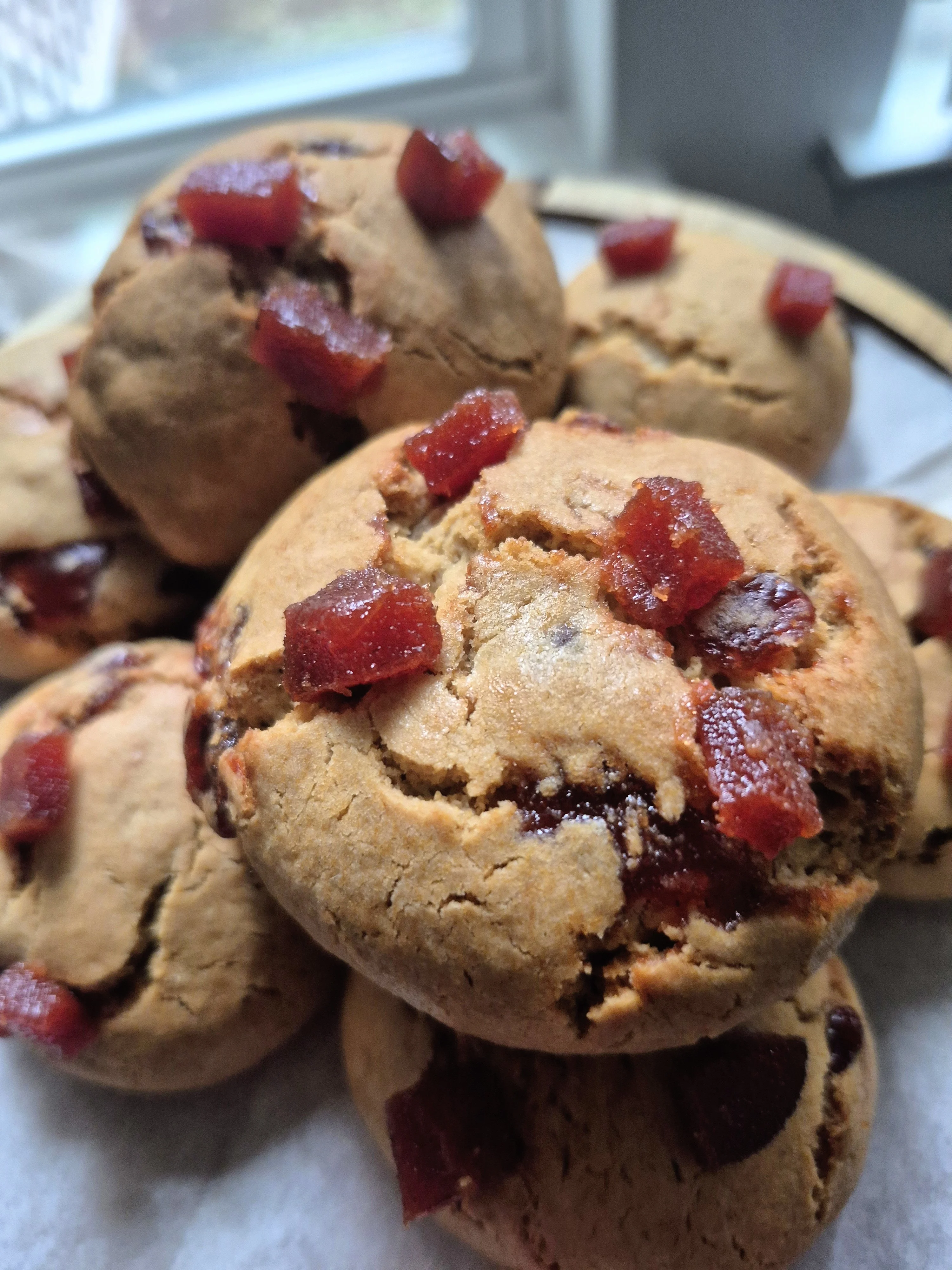 guava-cheesecake-cookies
