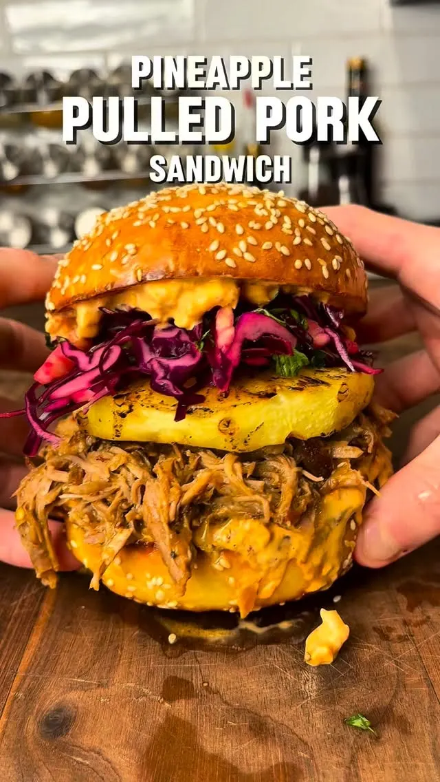pineapple-pulled-pork-sandwich