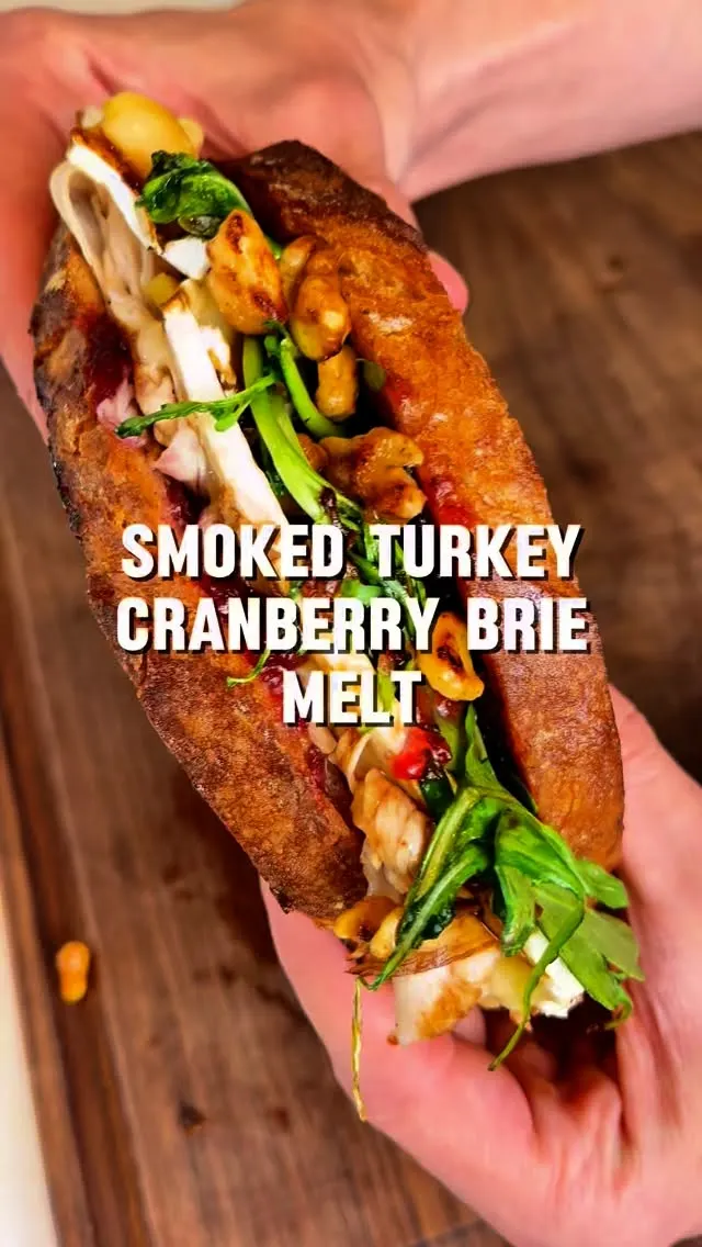 smoked-turkey-cranberry-brie-melt
