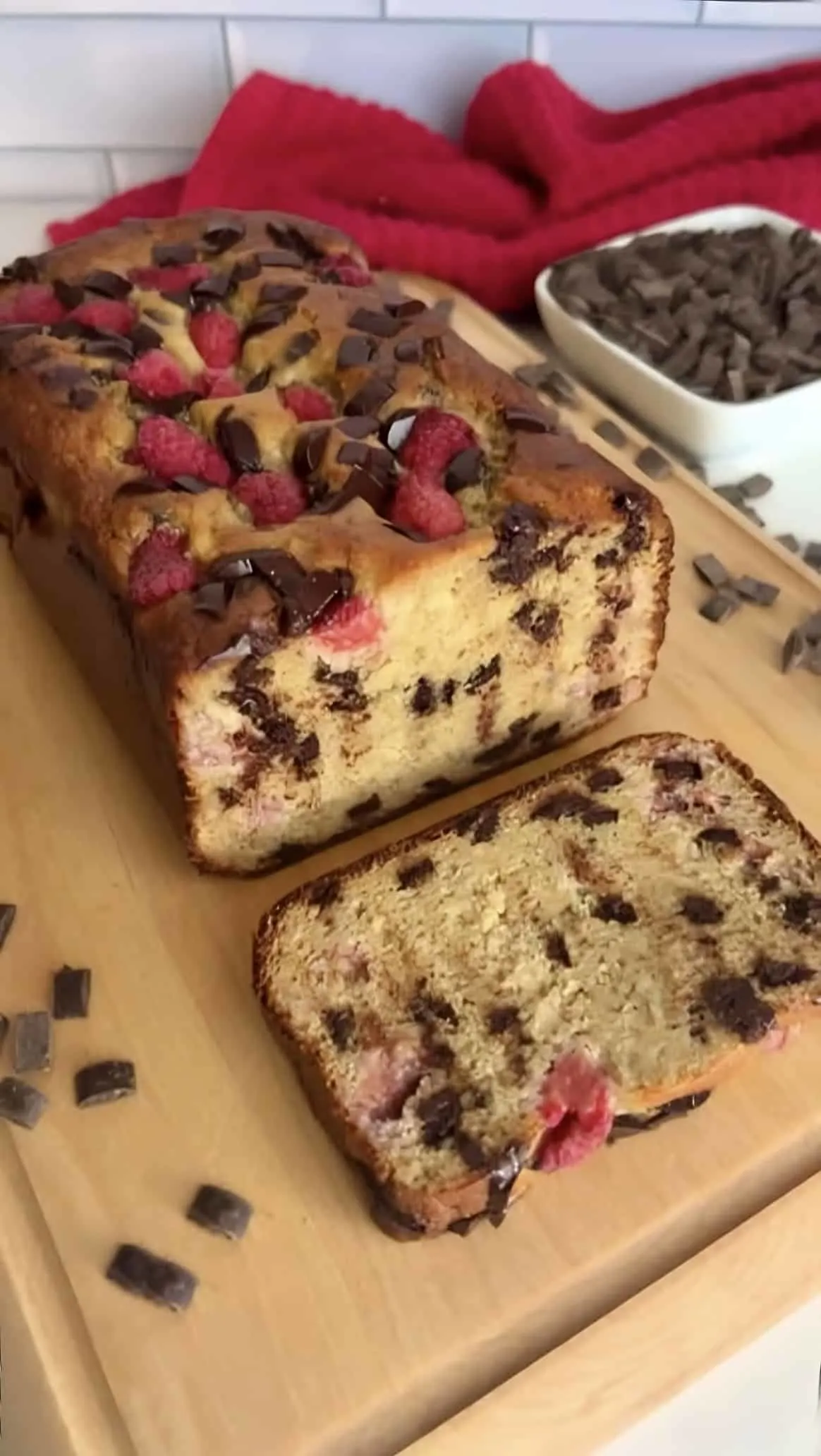 chocolate-raspberry-protein-banana-bread