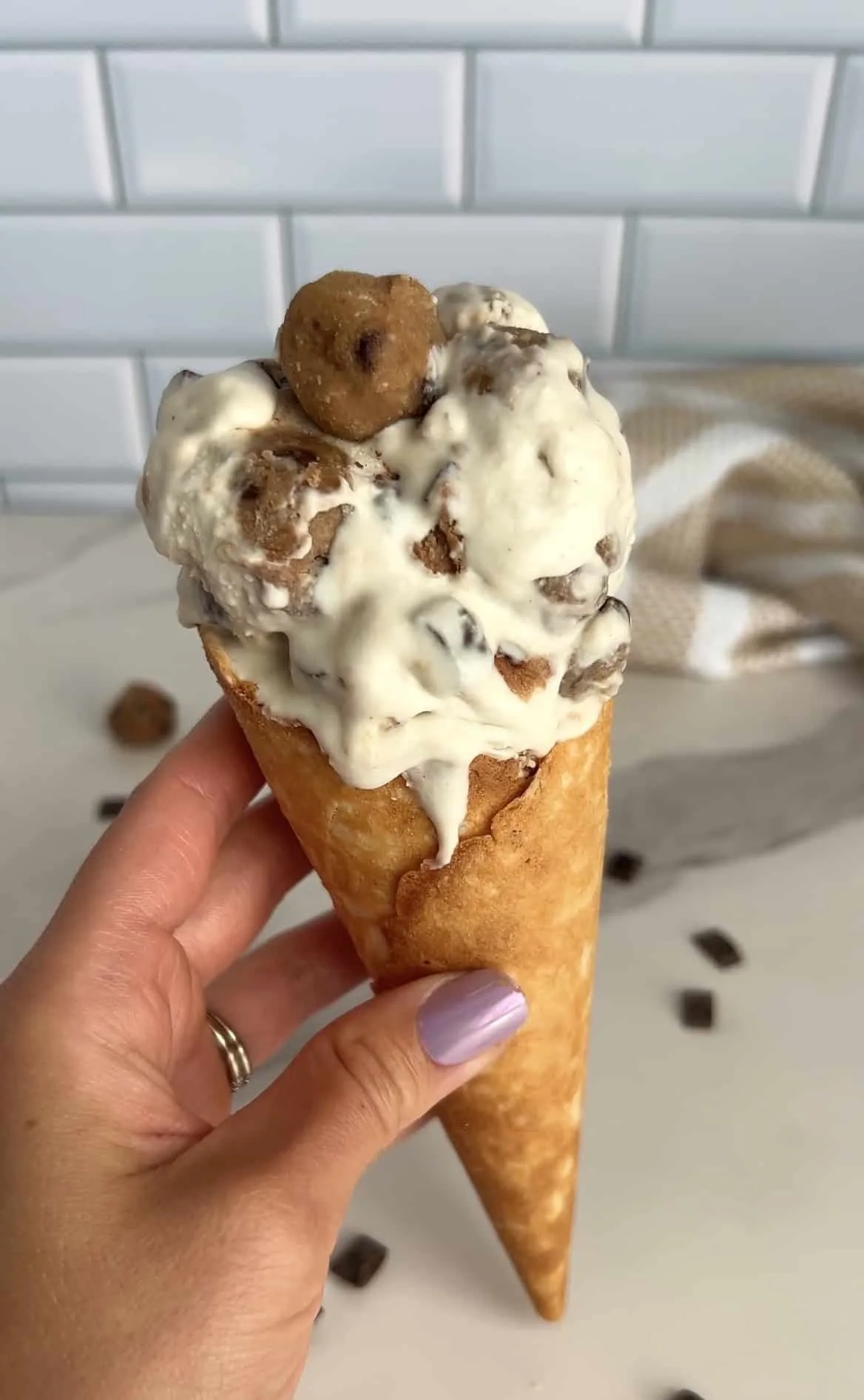 vegan-chocolate-chip-cookie-dough-ice-cream