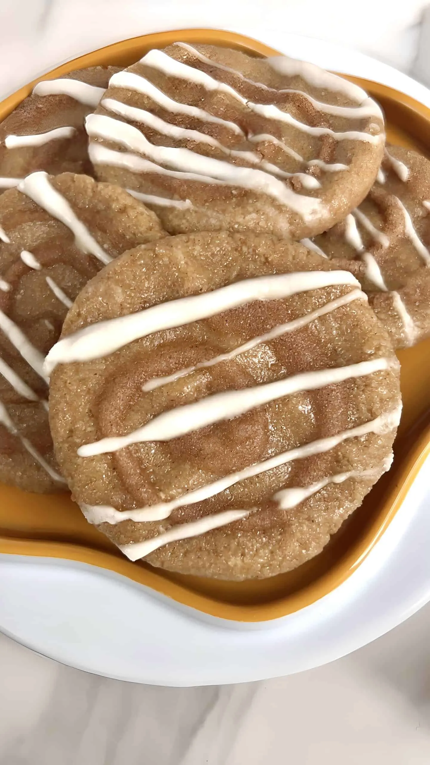 cinnamon-roll-cookies