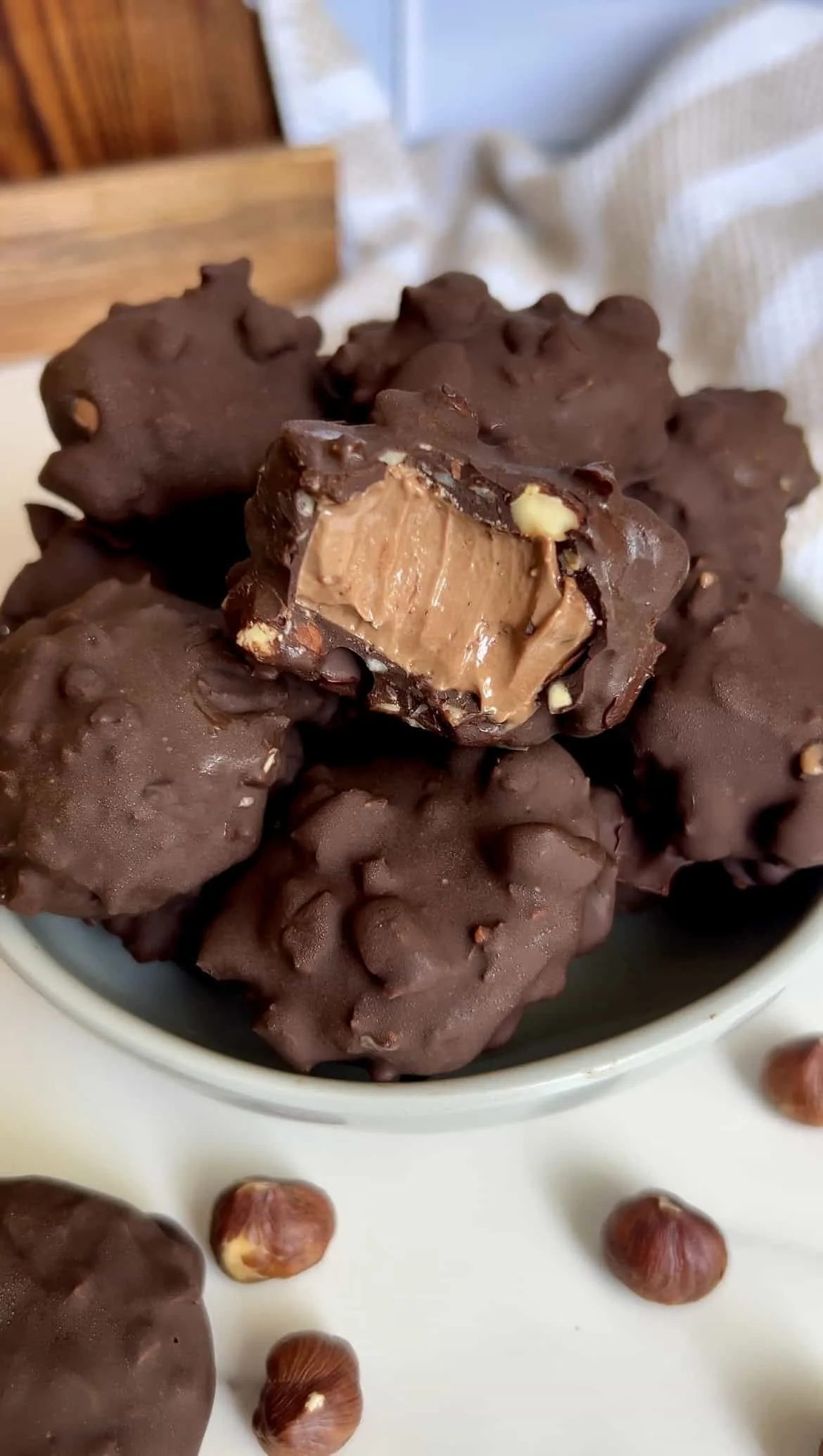 ferrero-rocher-ice-cream-bites