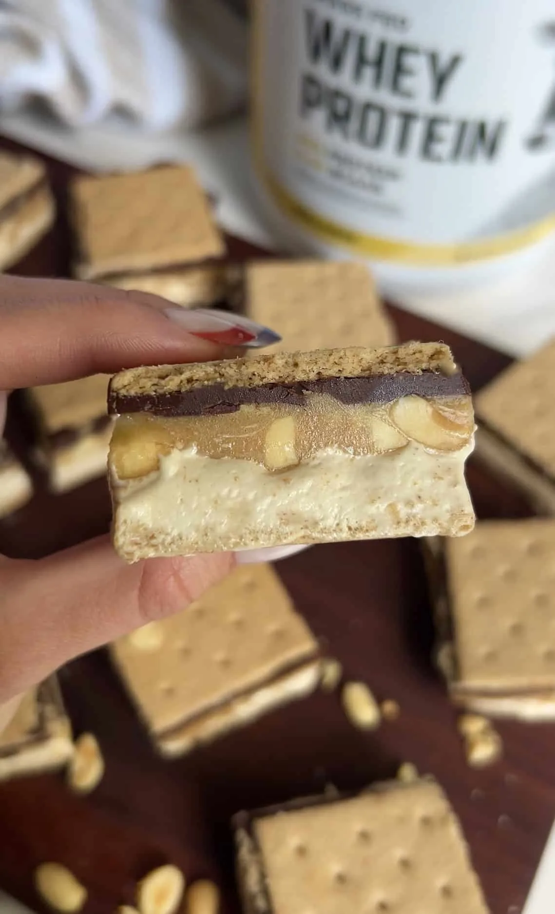 frozen-snickers-protein-s'mores