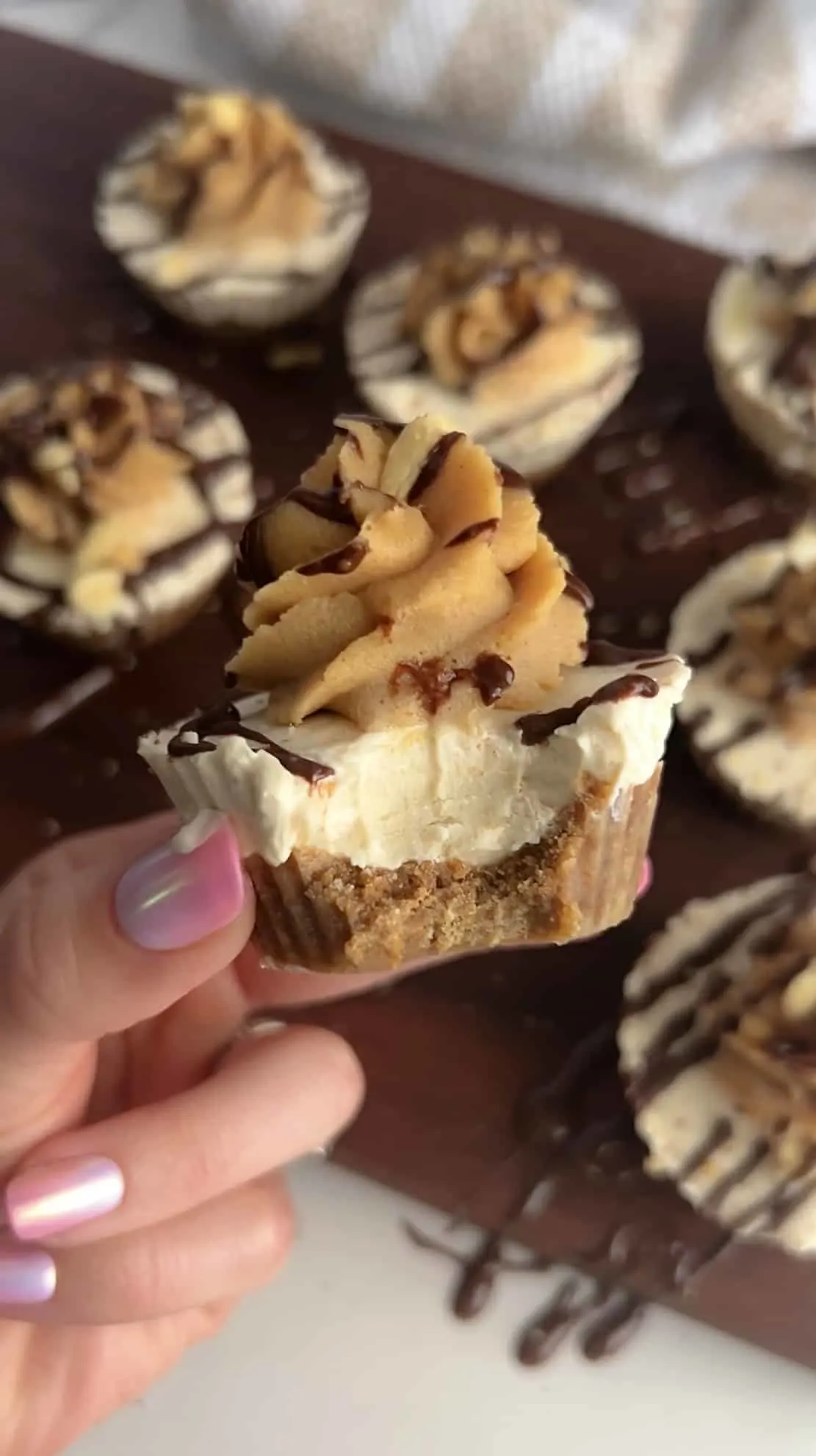 mini-peanut-butter-cheesecake-cups