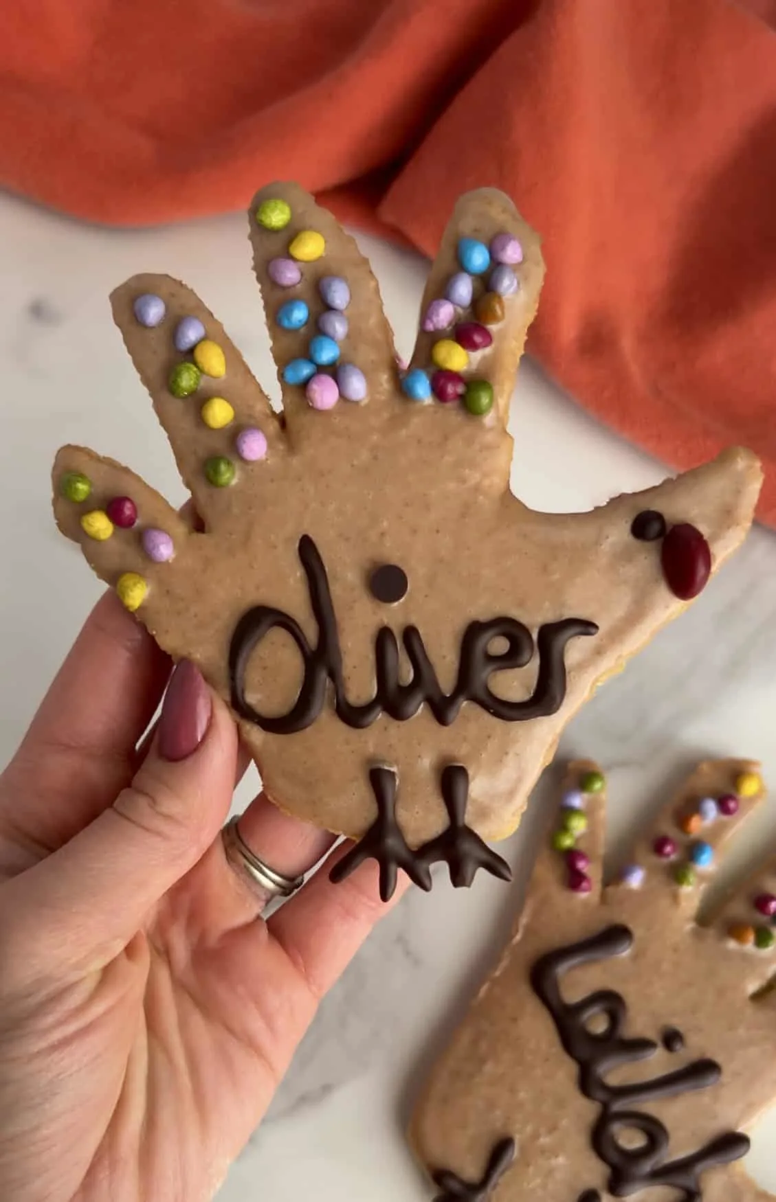 thanksgiving-turkey-sugar-cookie-hands