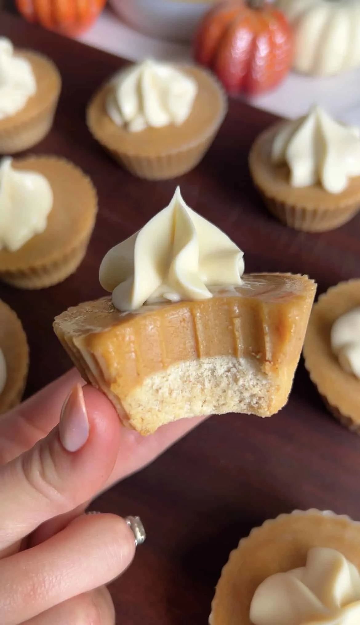 healthy-mini-pumpkin-pies