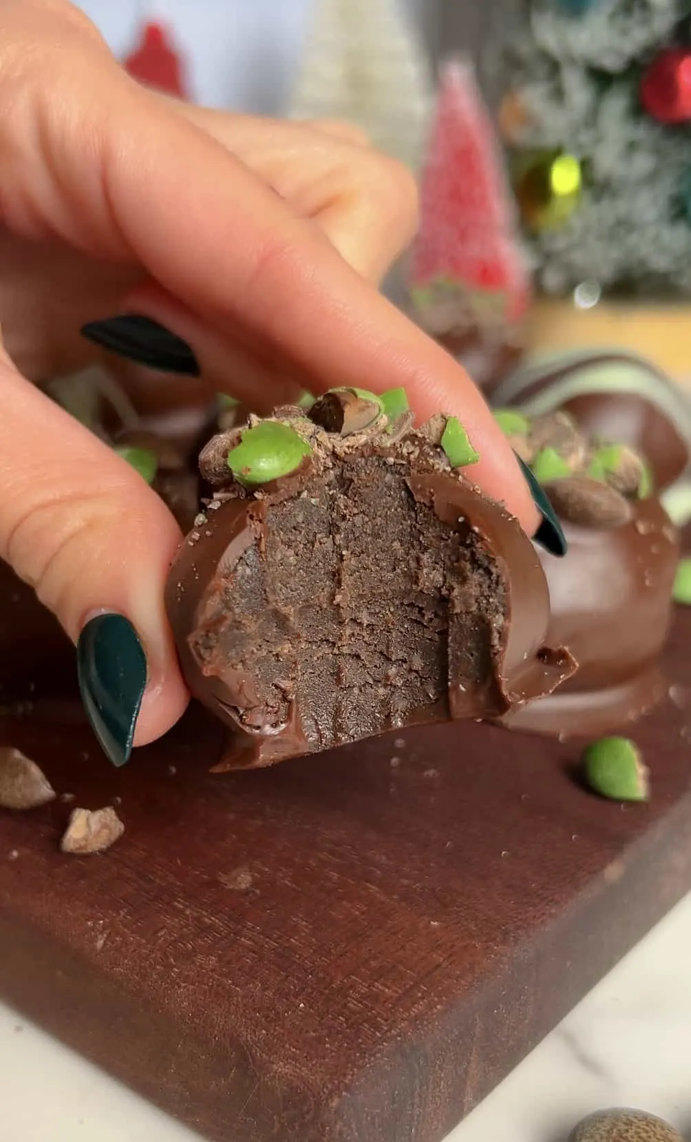 mint-brownie-protein-truffles