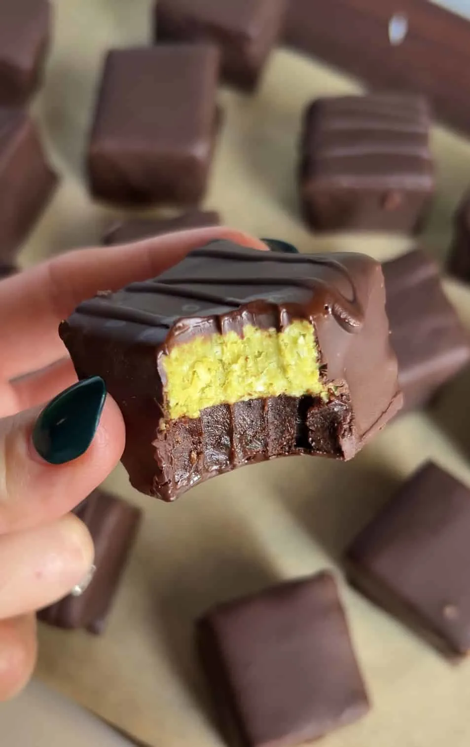 matcha-coconut-brownie-bars