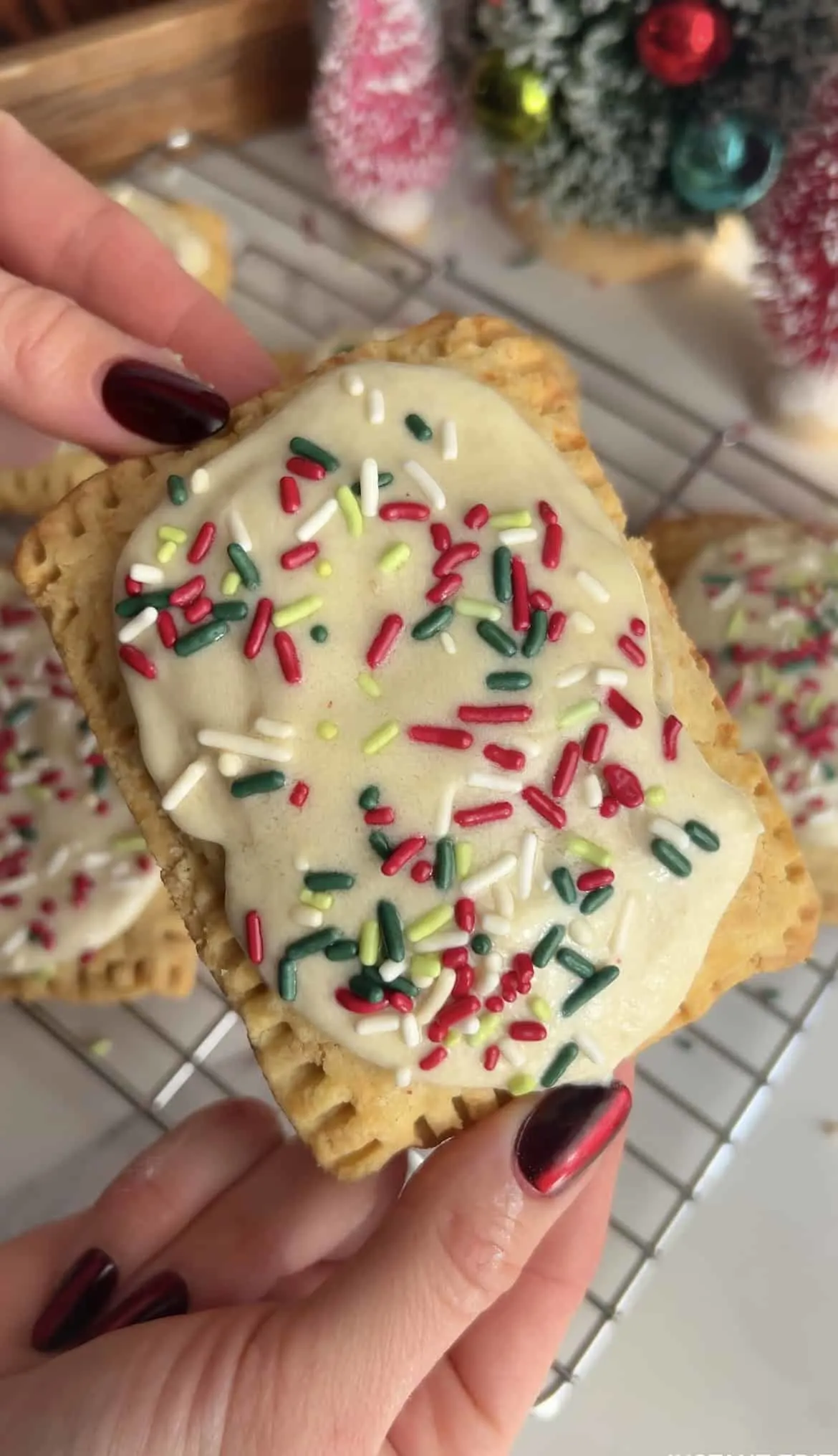 sugar-cookie-pop-tarts