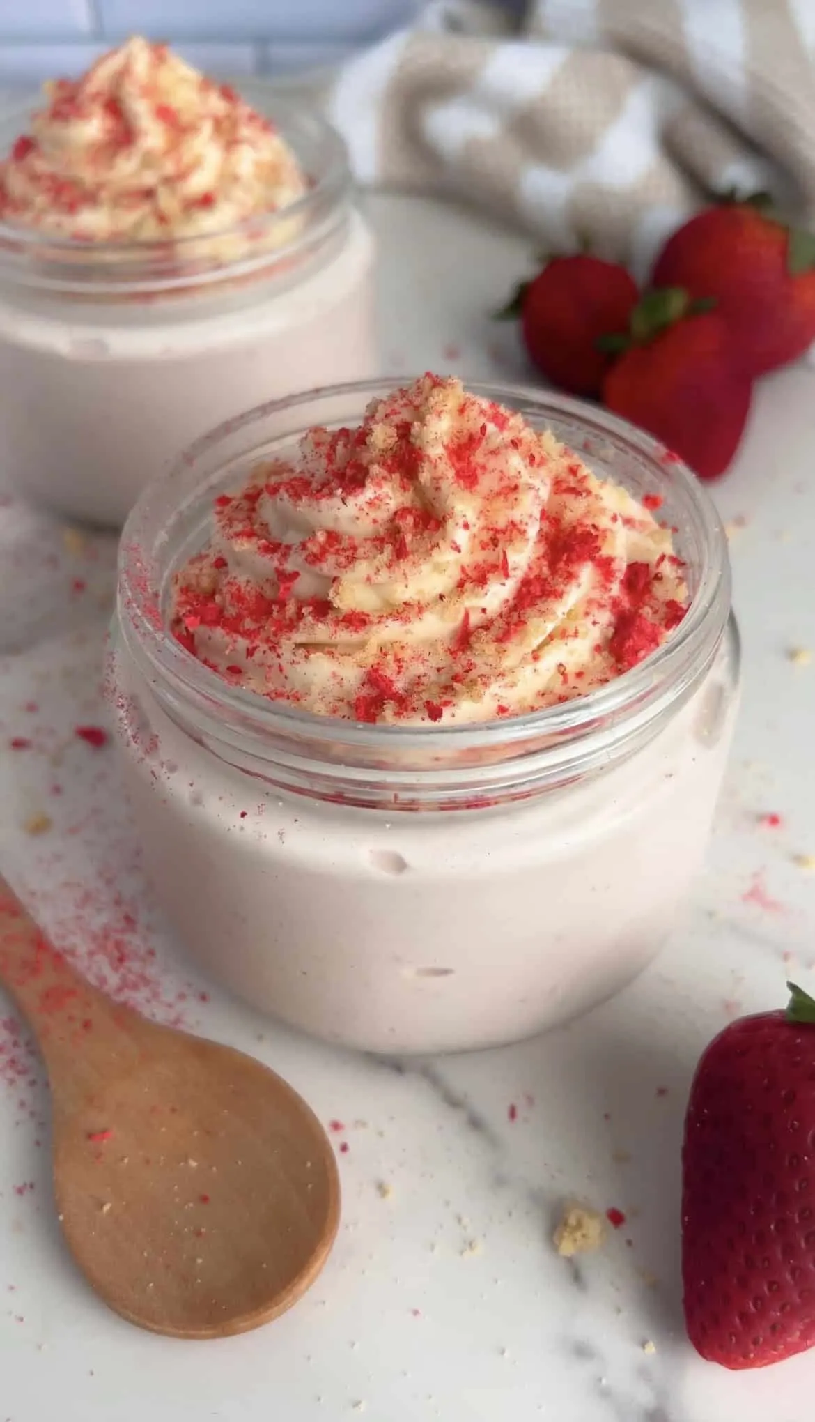 strawberry-shortcake-cottage-cheese-mousse