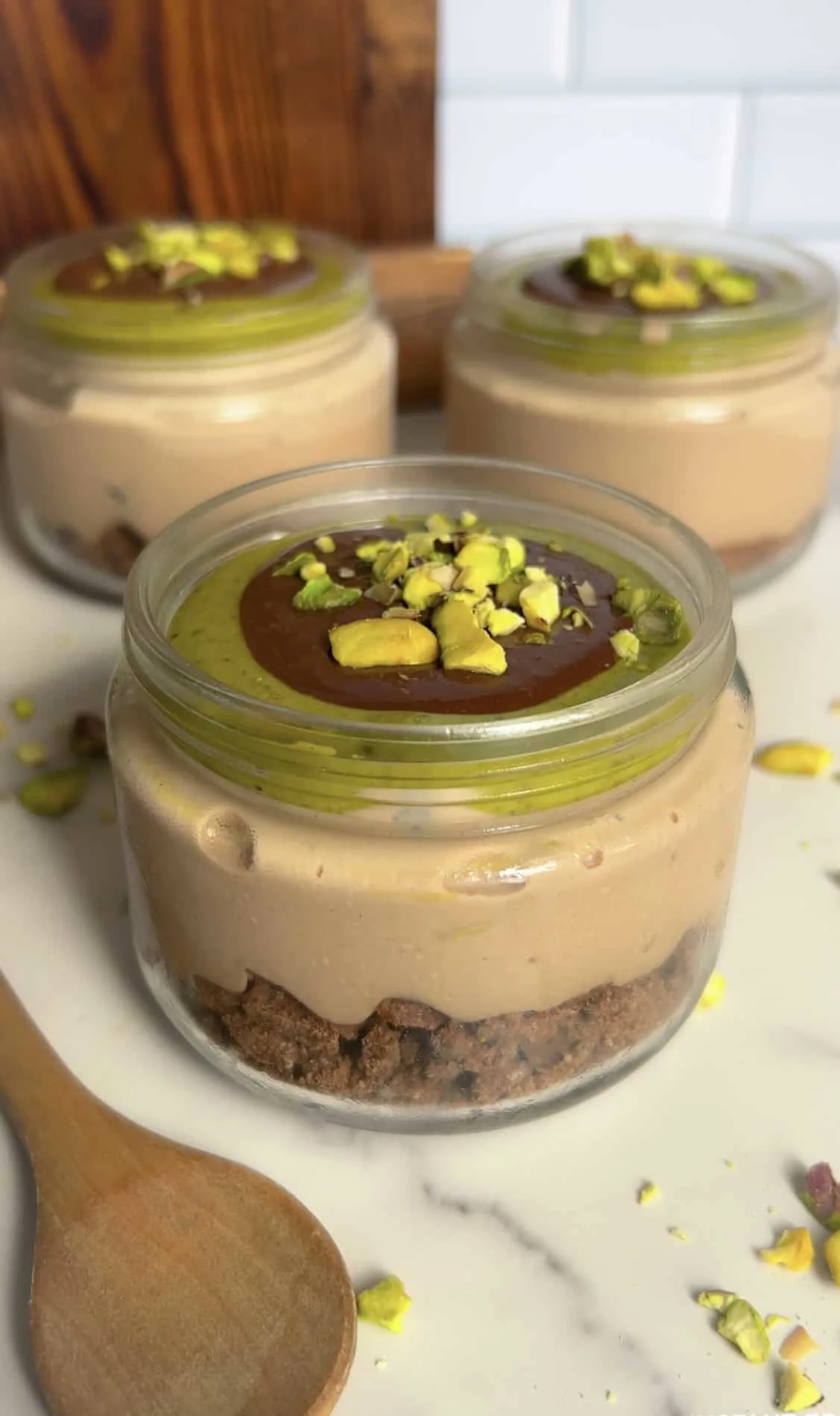 pistachio-chocolate-protein-mousse